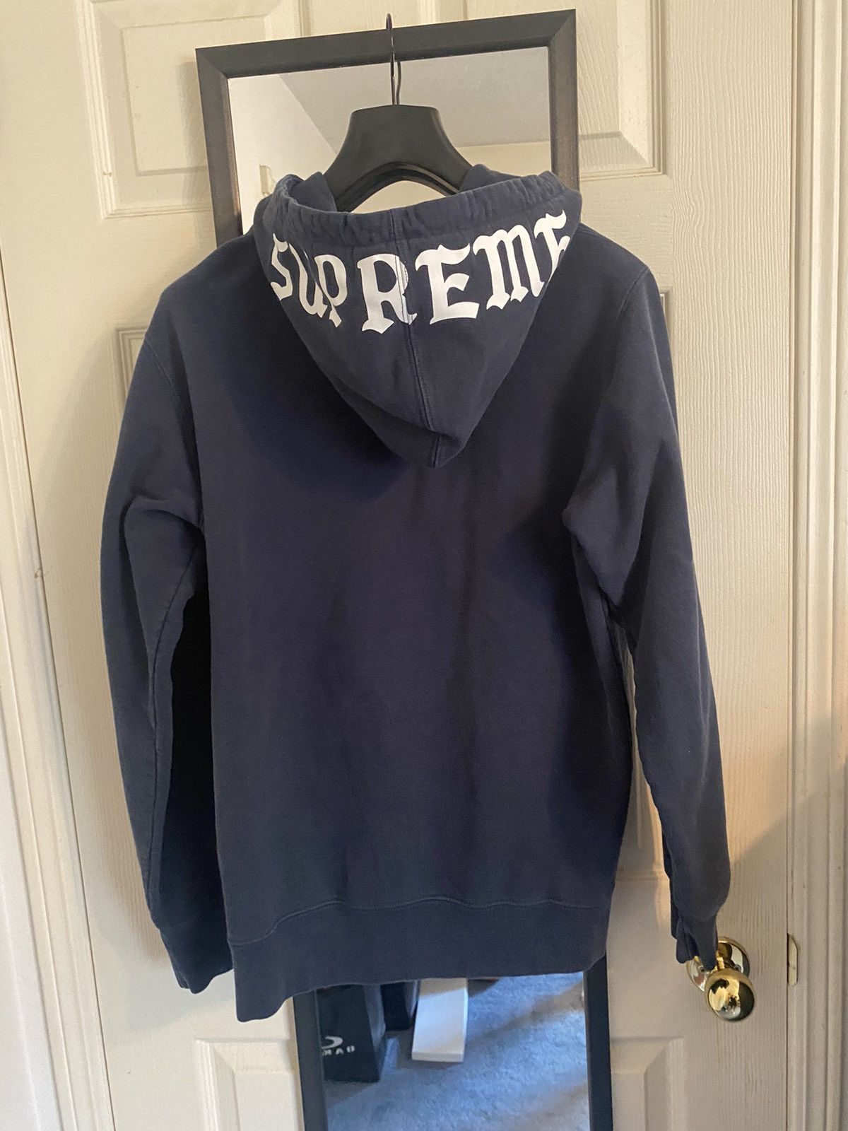 Supreme Old English Hood Detail Sweater Size US L / EU 52-54 / 3 - 2 Thumbnail