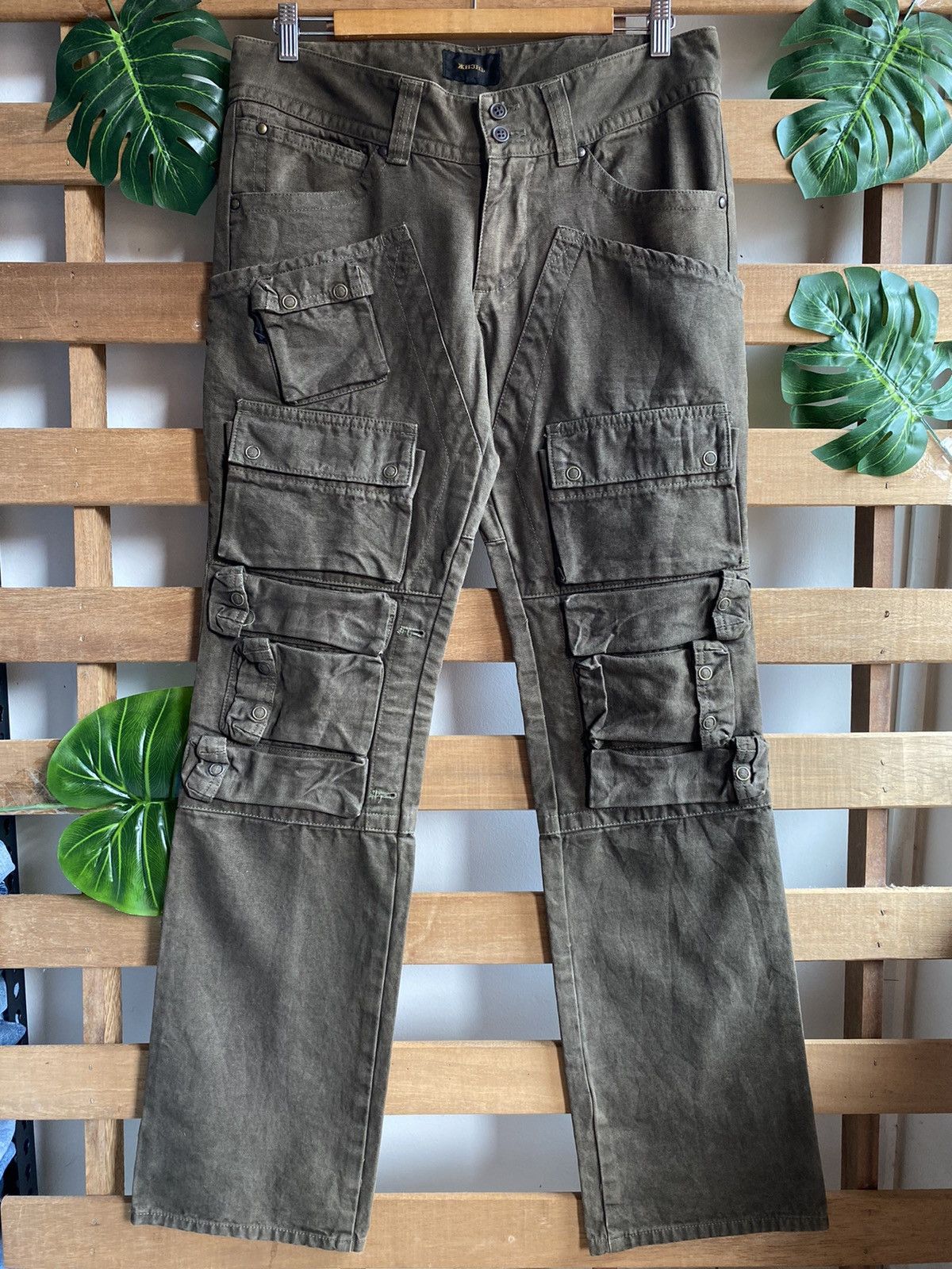 20471120 × Beauty Beast × Japanese Brand Bondage Tactical 23 Pockets Cargo Pants Japan Size US 33 - 2 Thumbnail