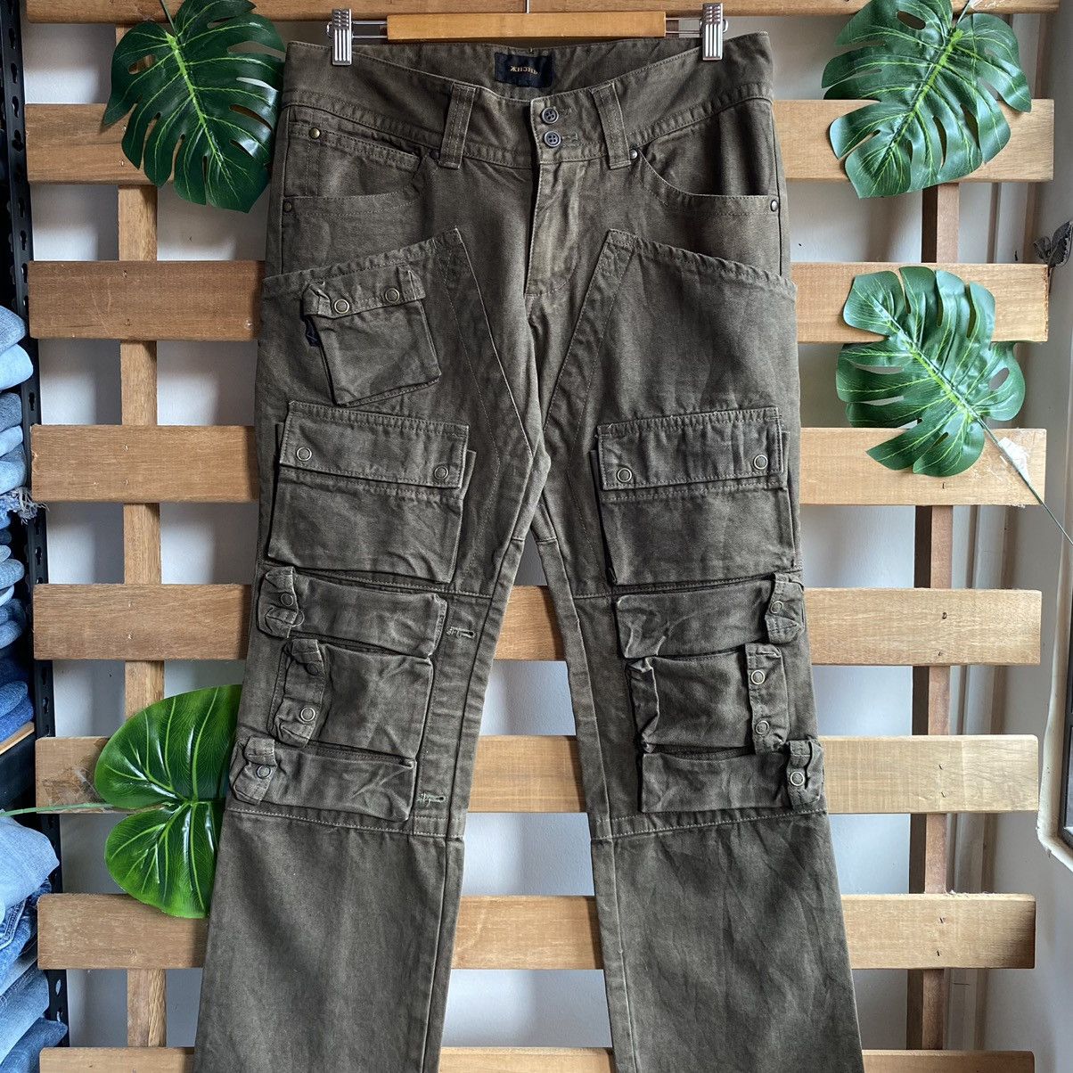 20471120 × Beauty Beast × Japanese Brand Bondage Tactical 23 Pockets Cargo Pants Japan Size US 33 - 1 Thumbnail