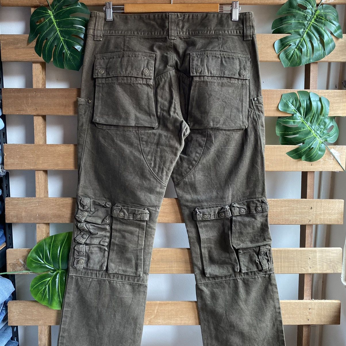 20471120 × Beauty Beast × Japanese Brand Bondage Tactical 23 Pockets Cargo Pants Japan Size US 33 - 15 Thumbnail
