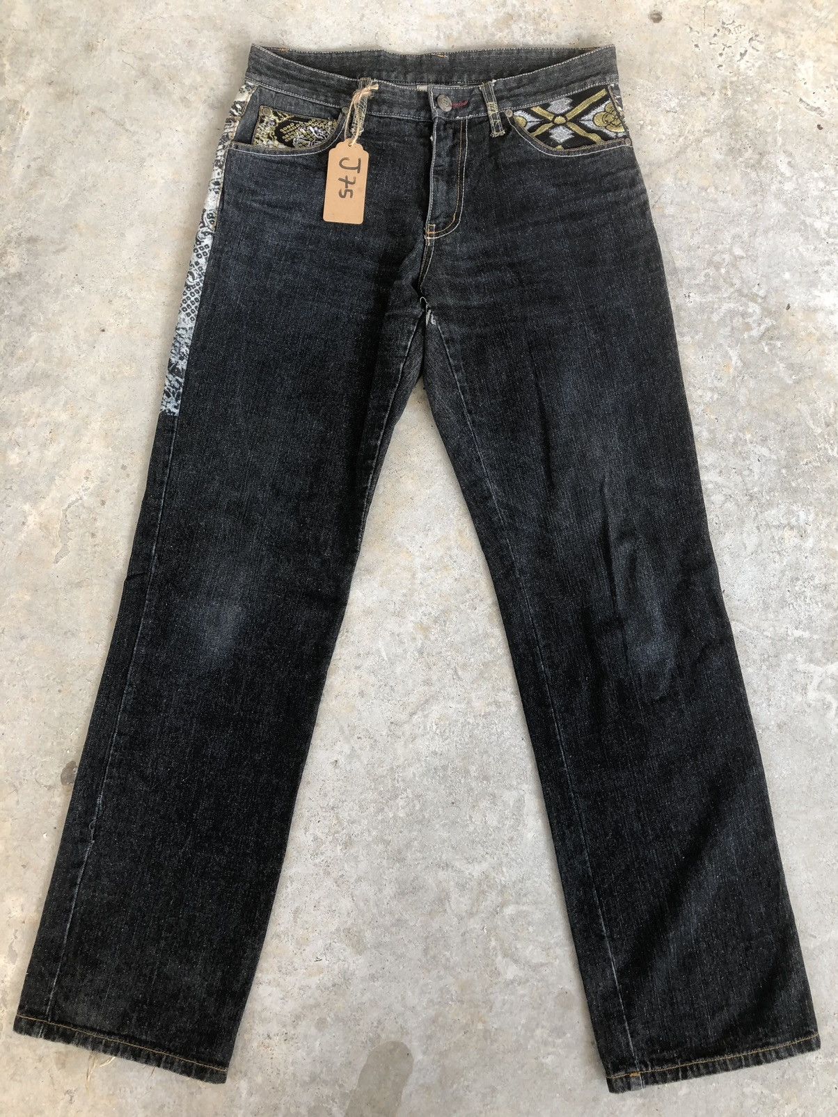 Japanese Brand Japanaese GUMU Embroidered Jeans Distressed Jeans Size US 33 - 2 Thumbnail