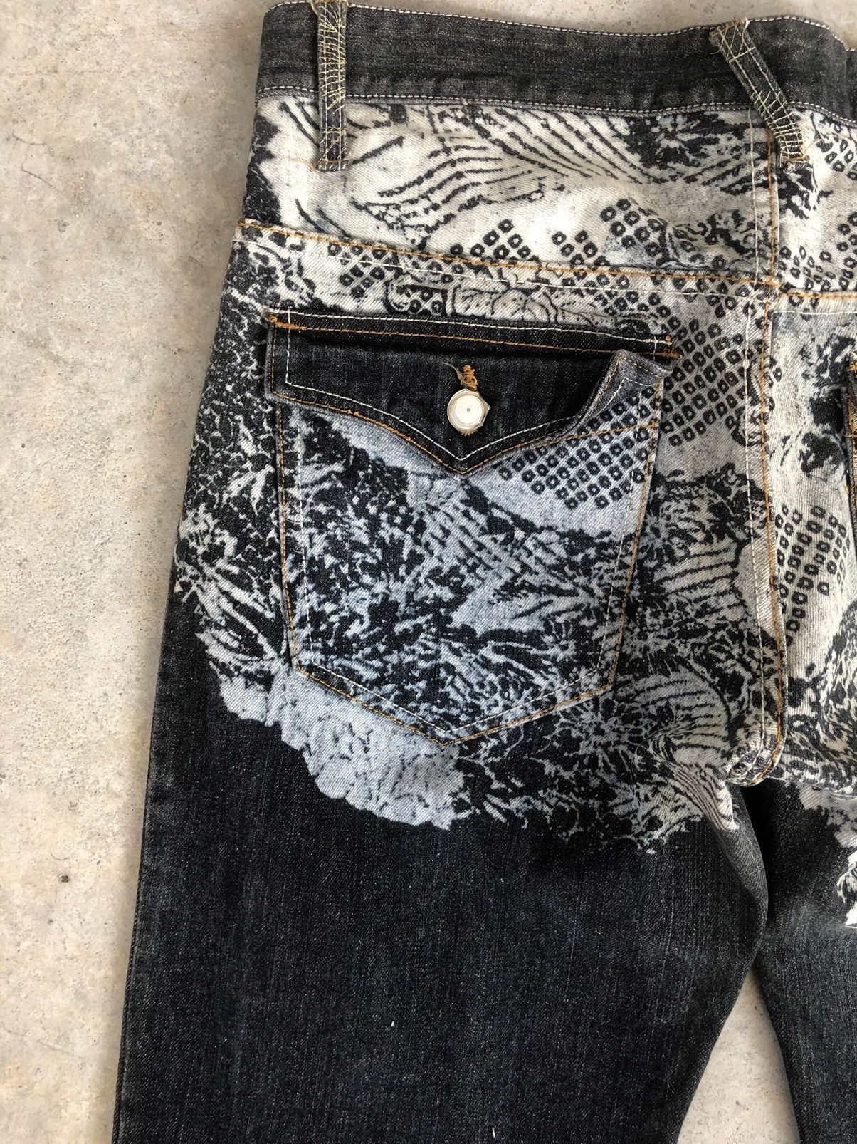 Japanese Brand Japanaese GUMU Embroidered Jeans Distressed Jeans Size US 33 - 9 Thumbnail