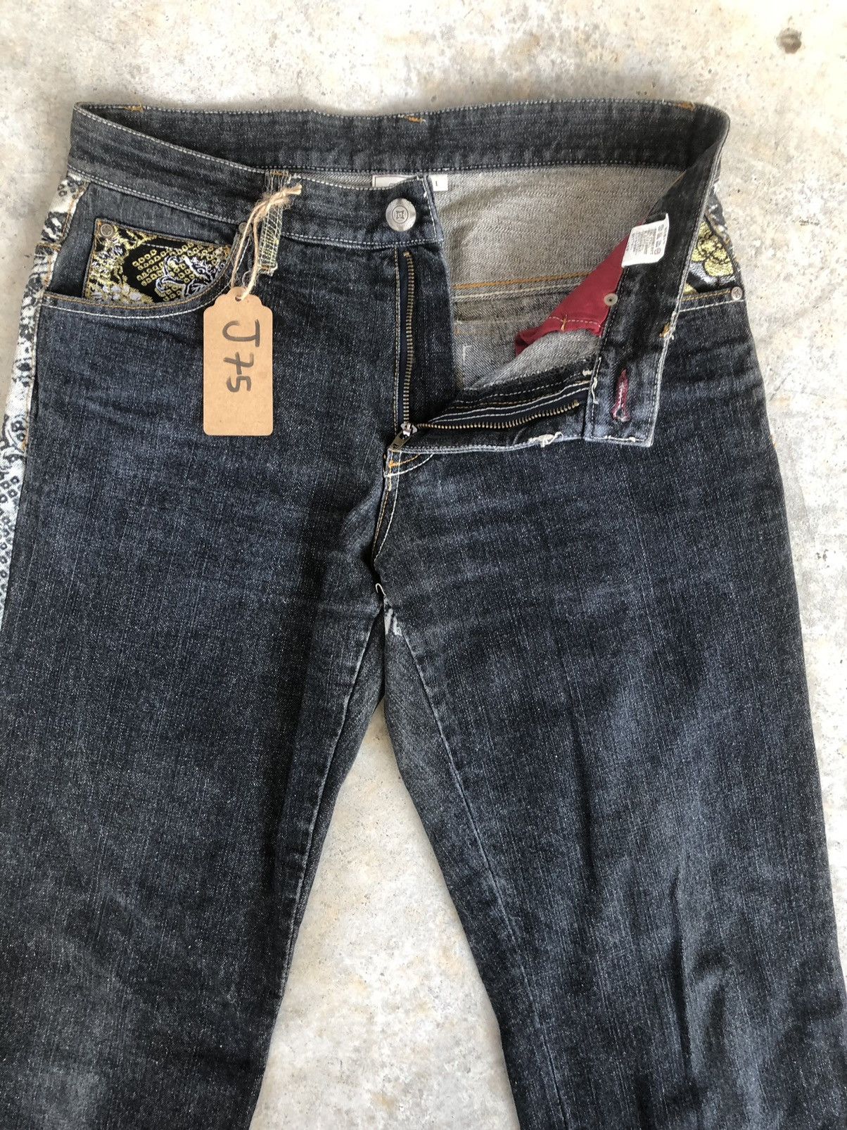 Japanese Brand Japanaese GUMU Embroidered Jeans Distressed Jeans Size US 33 - 3 Thumbnail