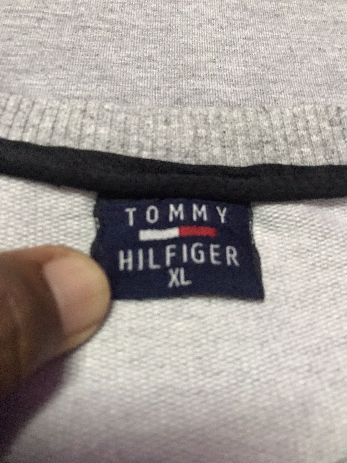 Tommy Hilfiger Tommy Hilfiger Sweatshirts Size XL Size US XL / EU 56 / 4 - 4 Thumbnail