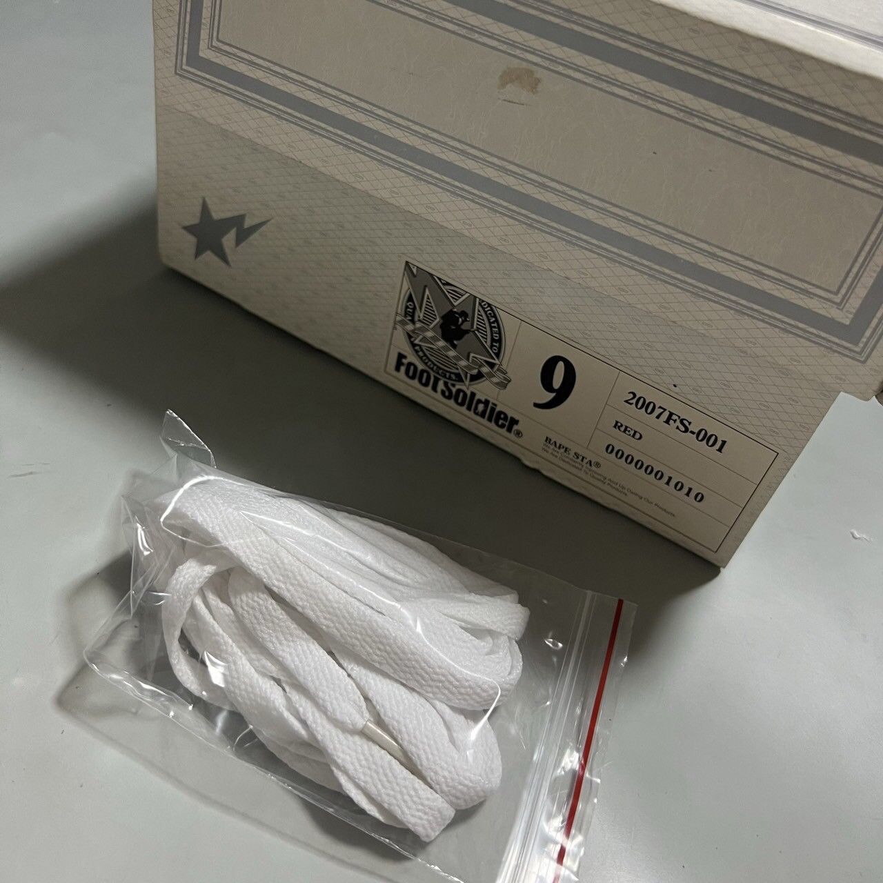 Bape 2007 BAPE Sta striped/Red/White patent leather Size US 9 / EU 42 - 8 Thumbnail