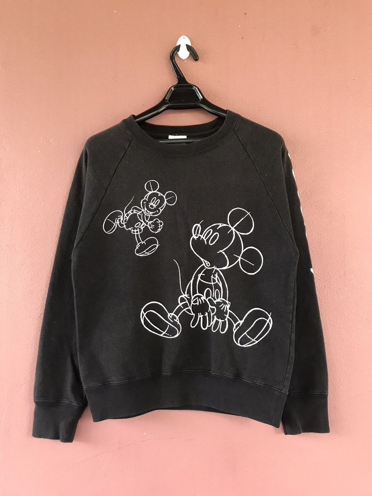Disney Disney Mickey Mouse Sweatshirt size L Size US L / EU 52-54 / 3 - 1 Thumbnail
