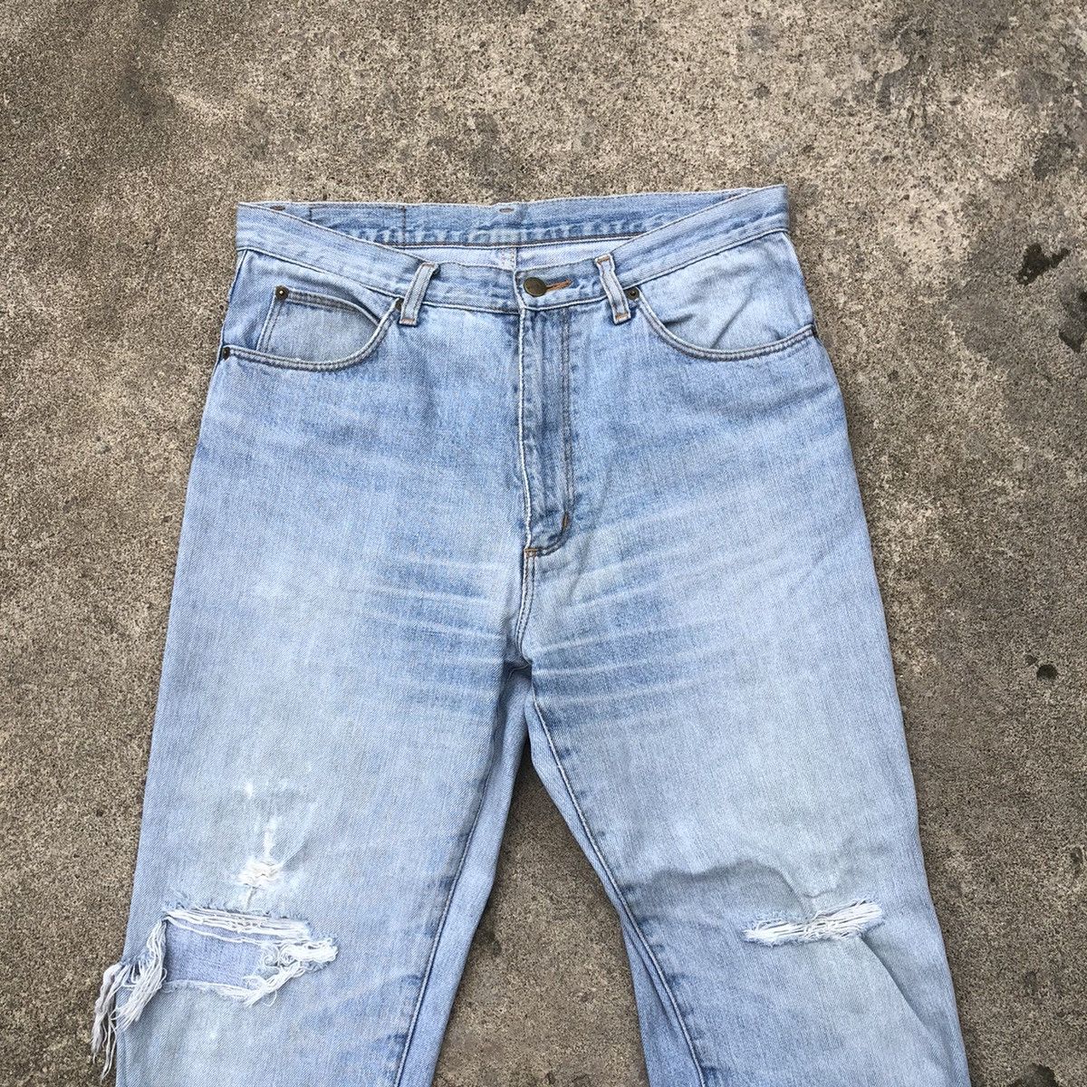 Vintage × Wrangler 🔥Rare🔥Vintage Wrangler Stoned Wash Rips Distress Denim Jeans Size US 32 / EU 48 - 2 Thumbnail