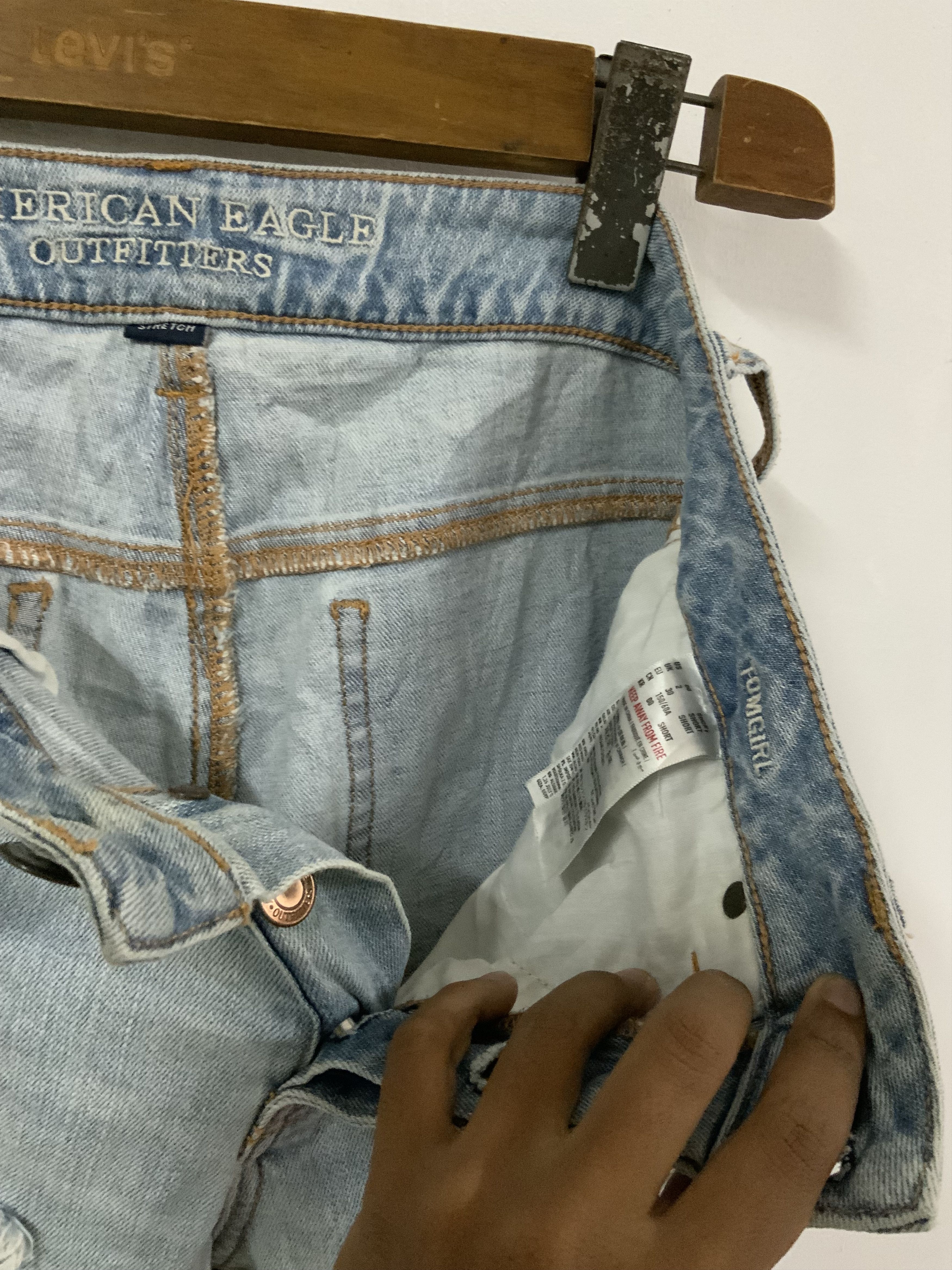 American Eagle Outfitters American Eagle Outfitters Distressed Denim Jeans Size US 30 / EU 46 - 13 Thumbnail