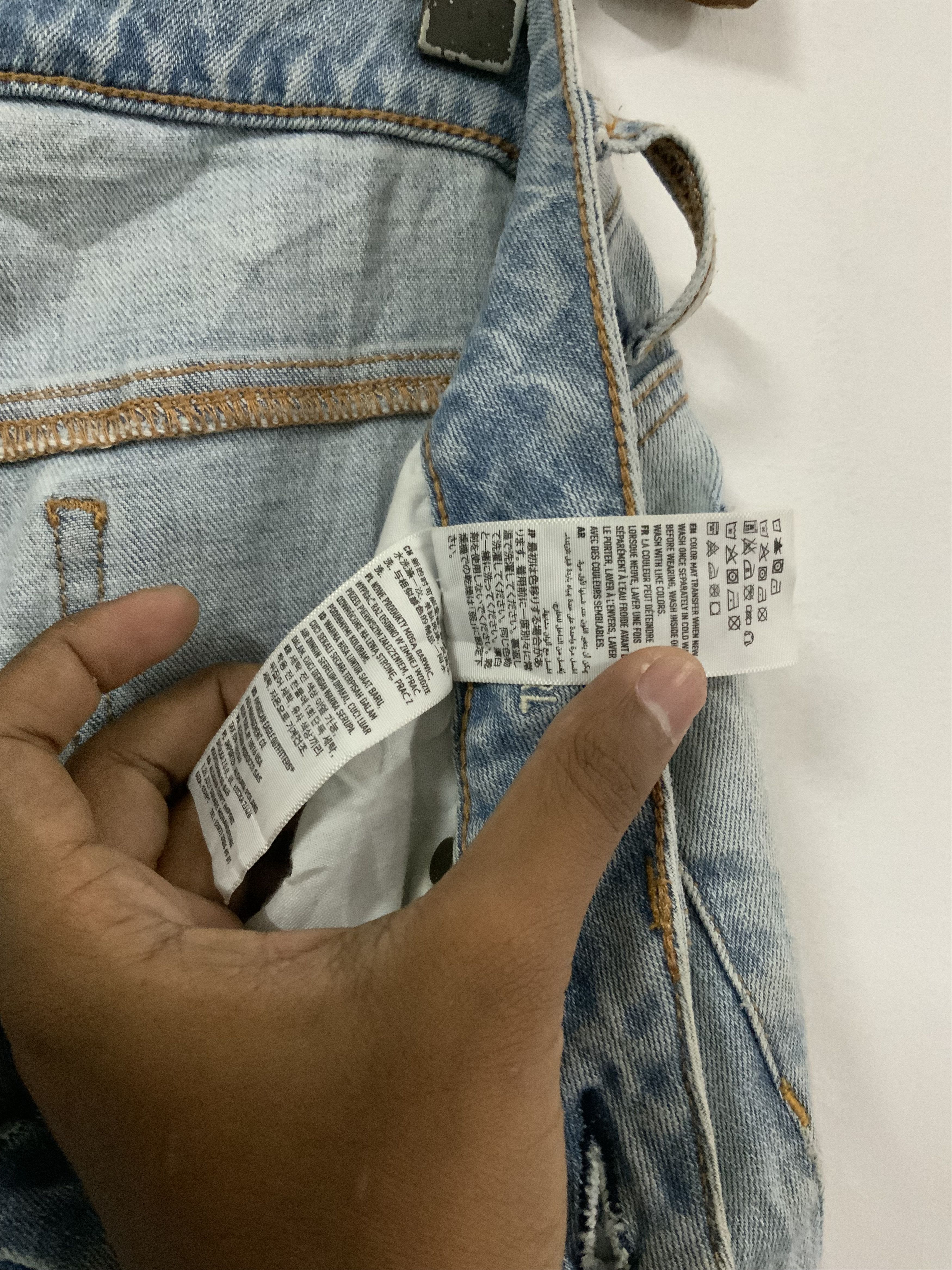 American Eagle Outfitters American Eagle Outfitters Distressed Denim Jeans Size US 30 / EU 46 - 16 Thumbnail