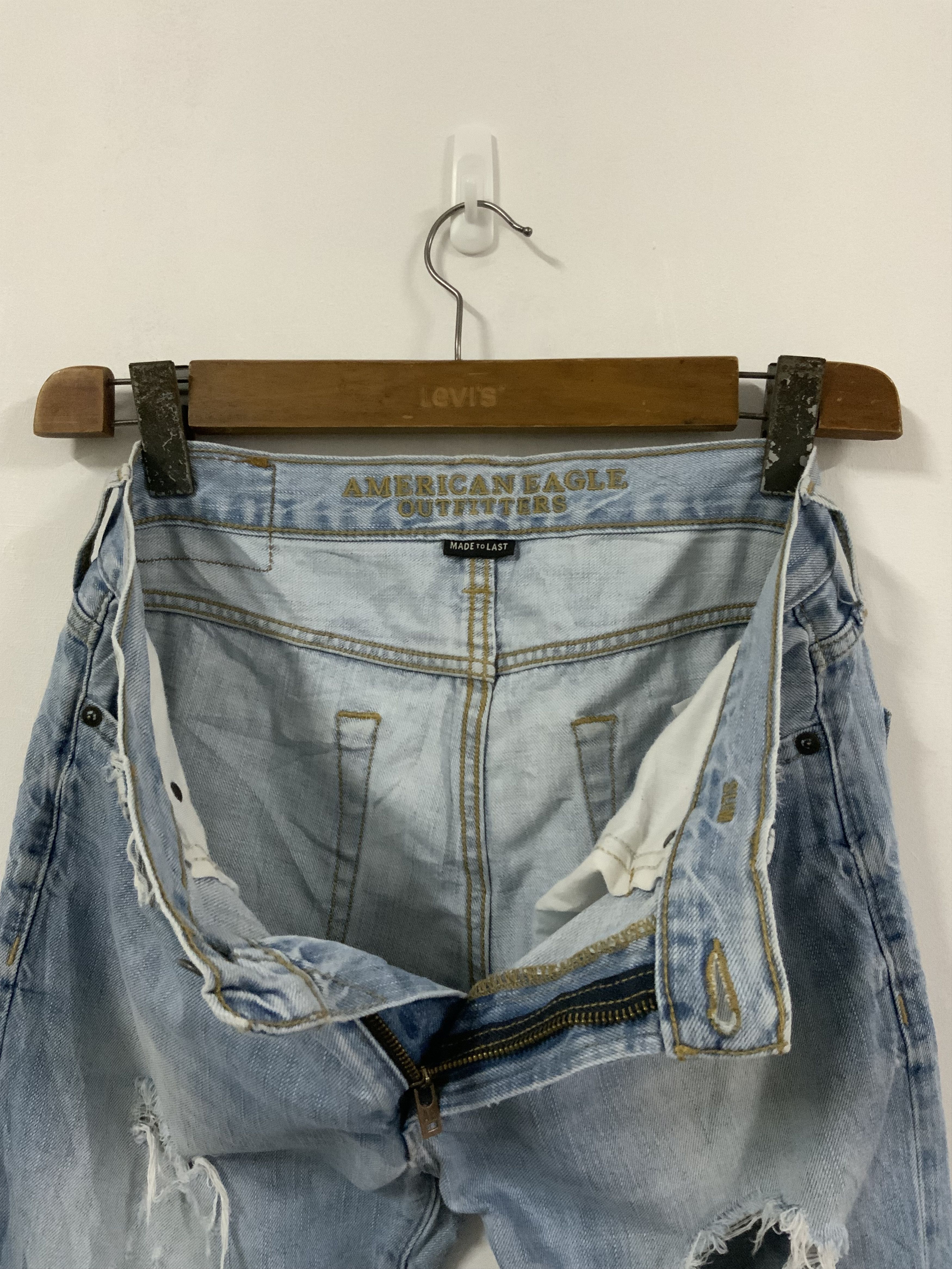 American Eagle Outfitters American Eagle Outfitter Distressed Denim Size US 32 / EU 48 - 11 Thumbnail