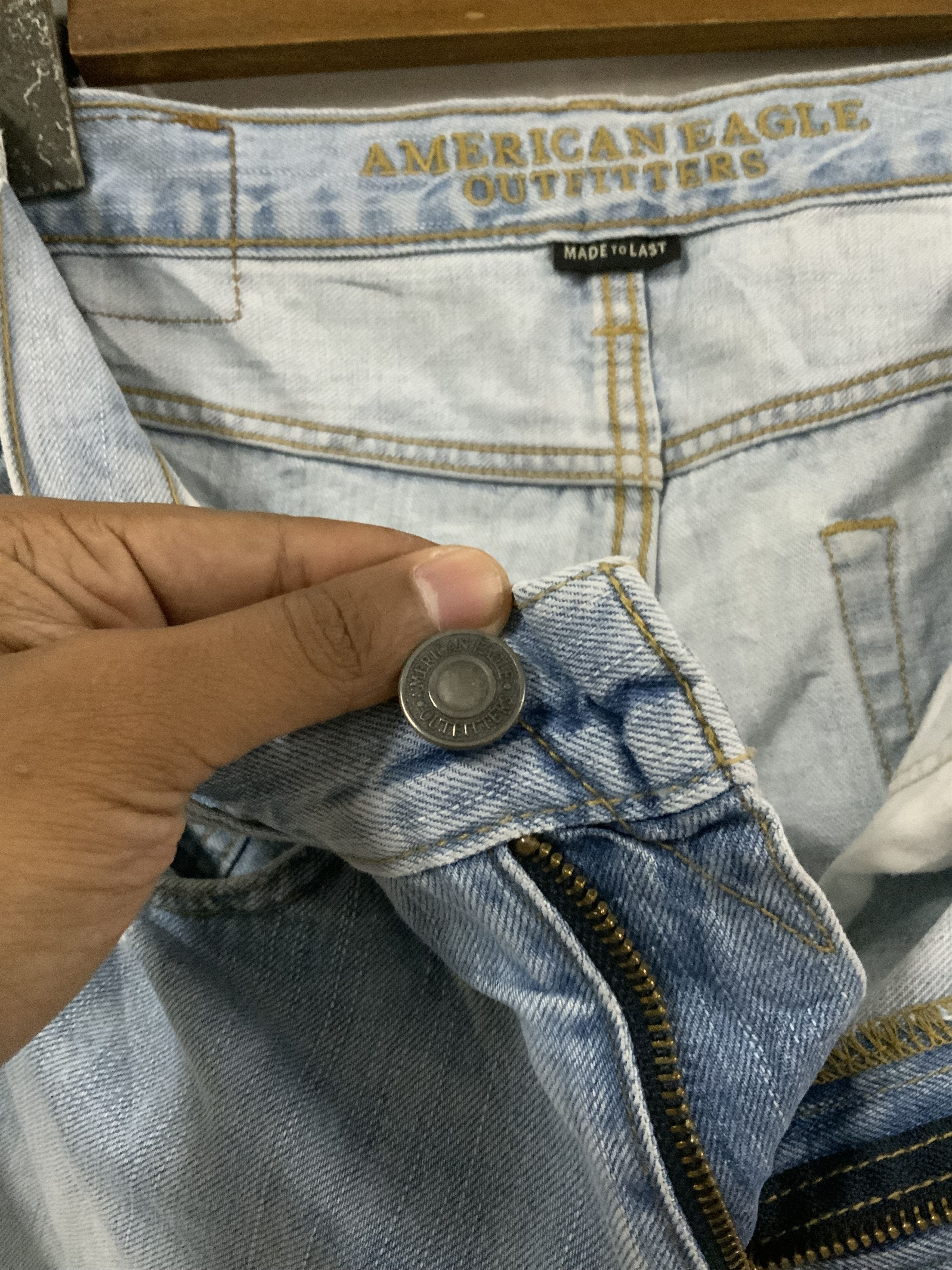 American Eagle Outfitters American Eagle Outfitter Distressed Denim Size US 32 / EU 48 - 14 Thumbnail