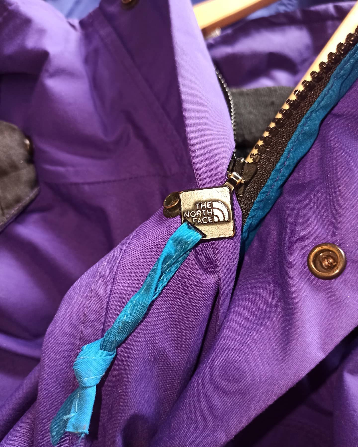 Goretex Celestial peak euro exclusive mint condition Size US L / EU 52-54 / 3 - 5 Thumbnail