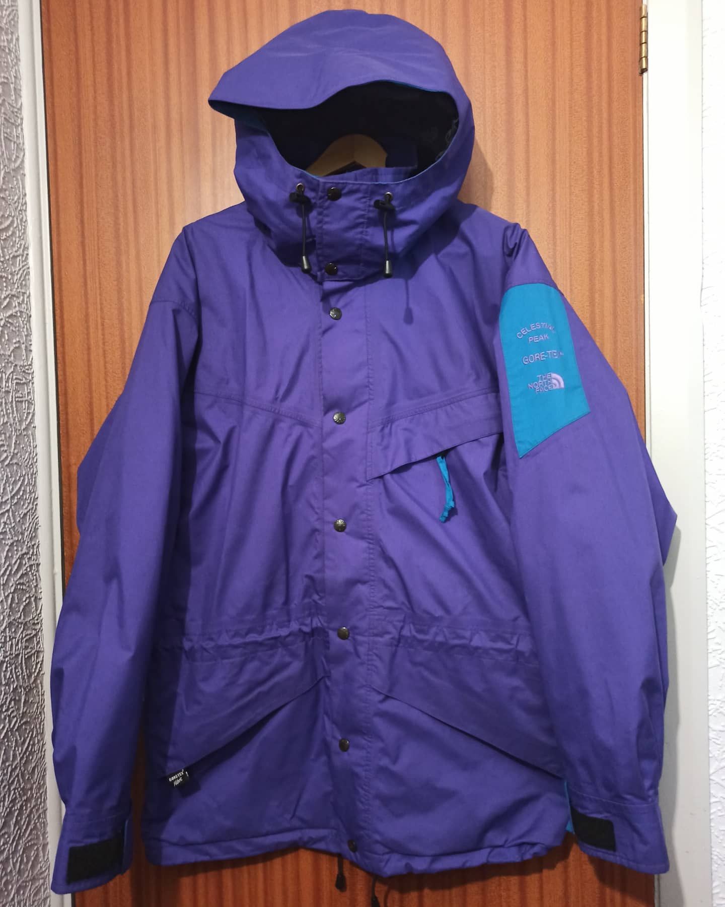 Goretex Celestial peak euro exclusive mint condition Size US L / EU 52-54 / 3 - 1 Thumbnail