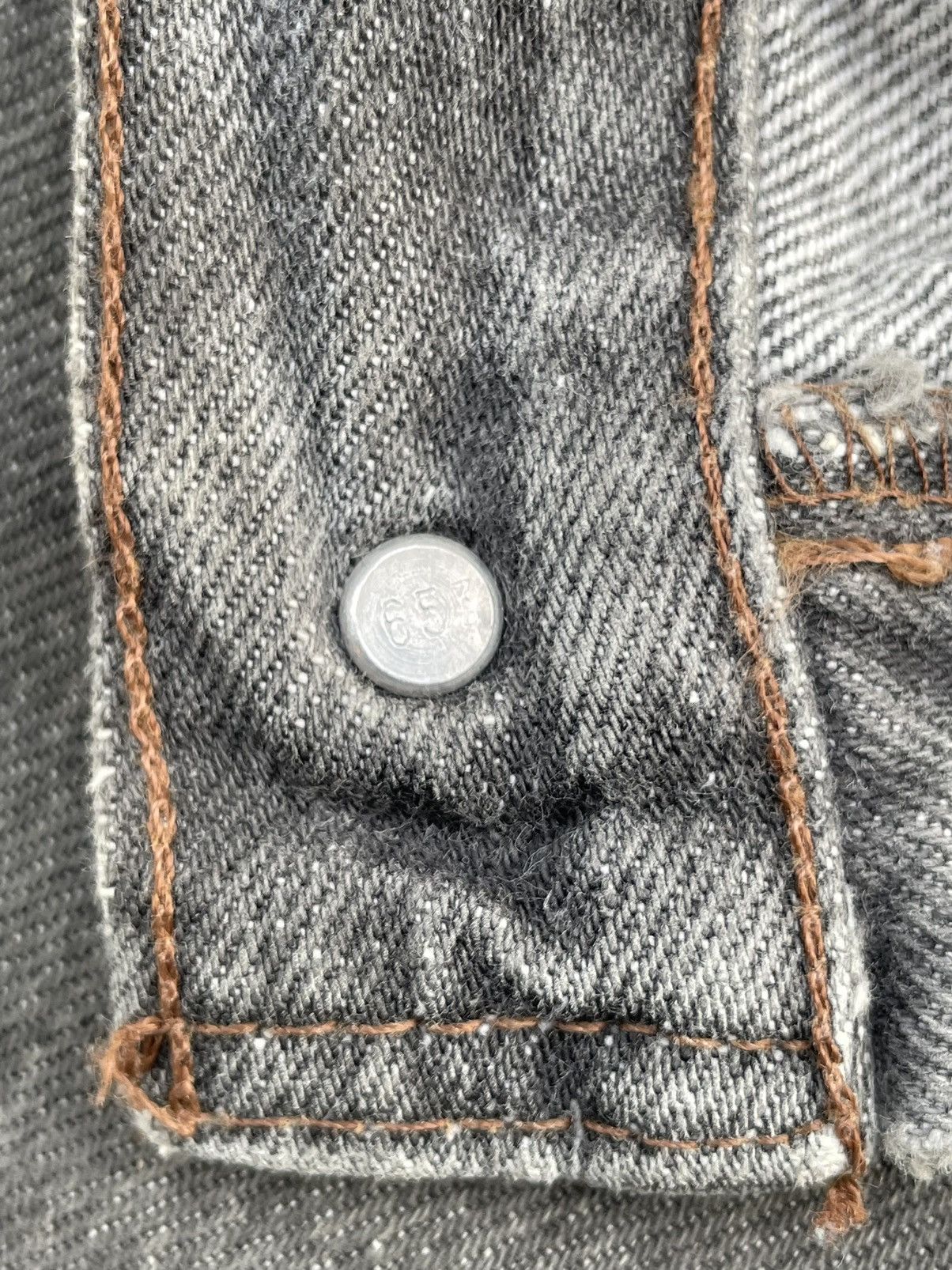 Levi's Levi’s 501 e Vintage 1999 Usa Aging Faded Wash Size US 33 - 21 Thumbnail
