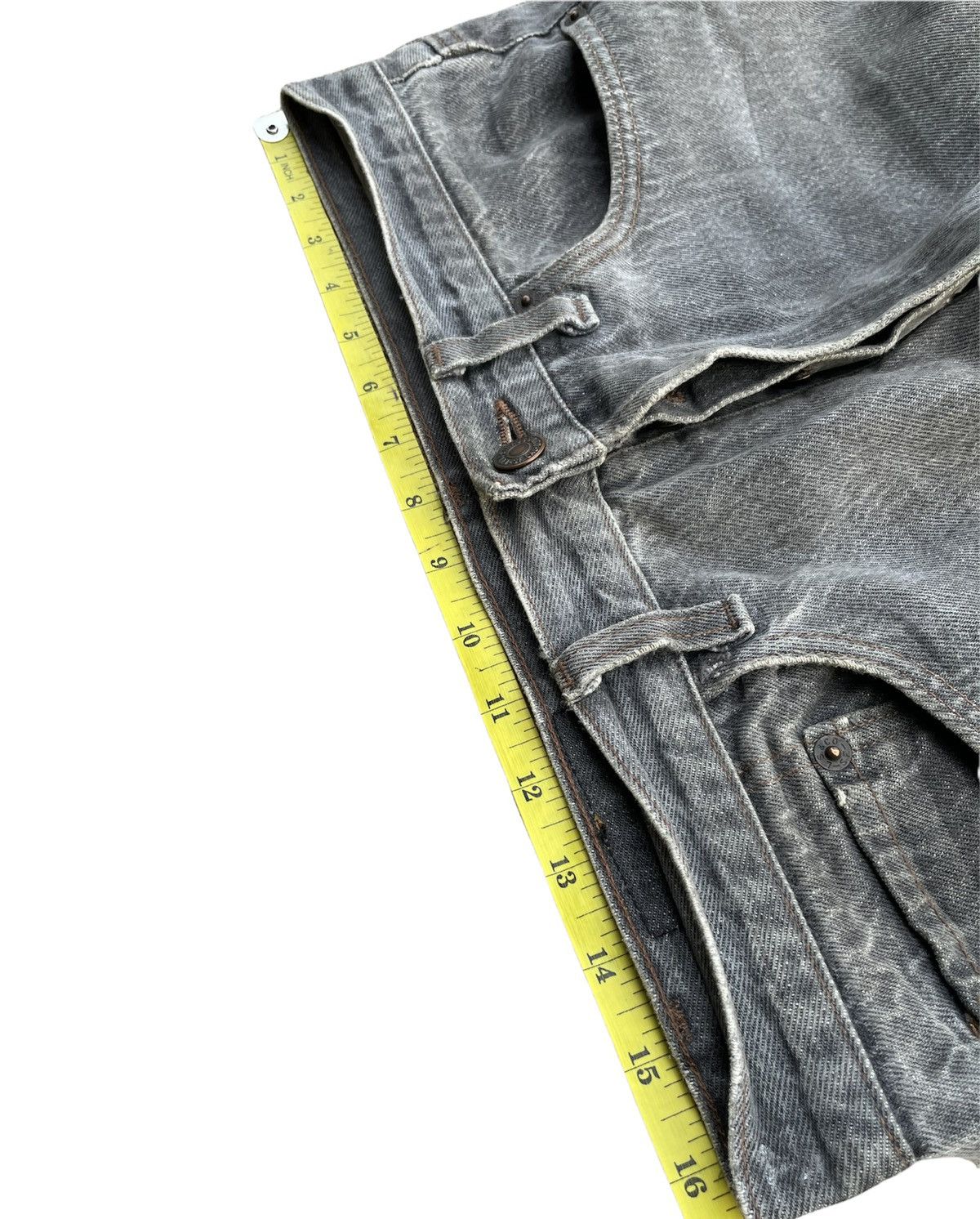 Levi's Levi’s 501 e Vintage 1999 Usa Aging Faded Wash Size US 33 - 15 Thumbnail