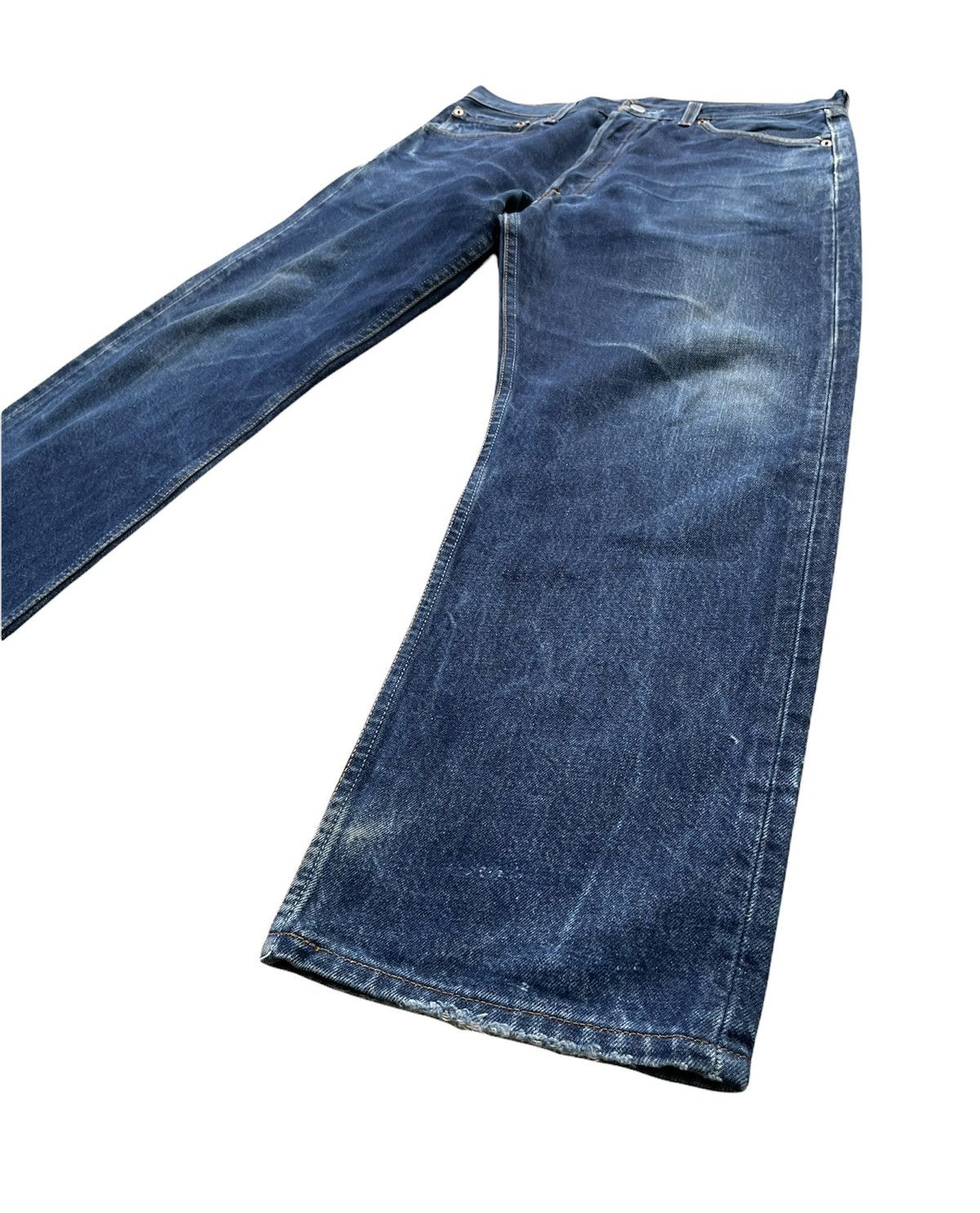 Le Grande Bleu (L.G.B.) Vintage Levi’s 501 1998 Usa Aging Faded Wash Denim Size US 34 / EU 50 - 2 Thumbnail