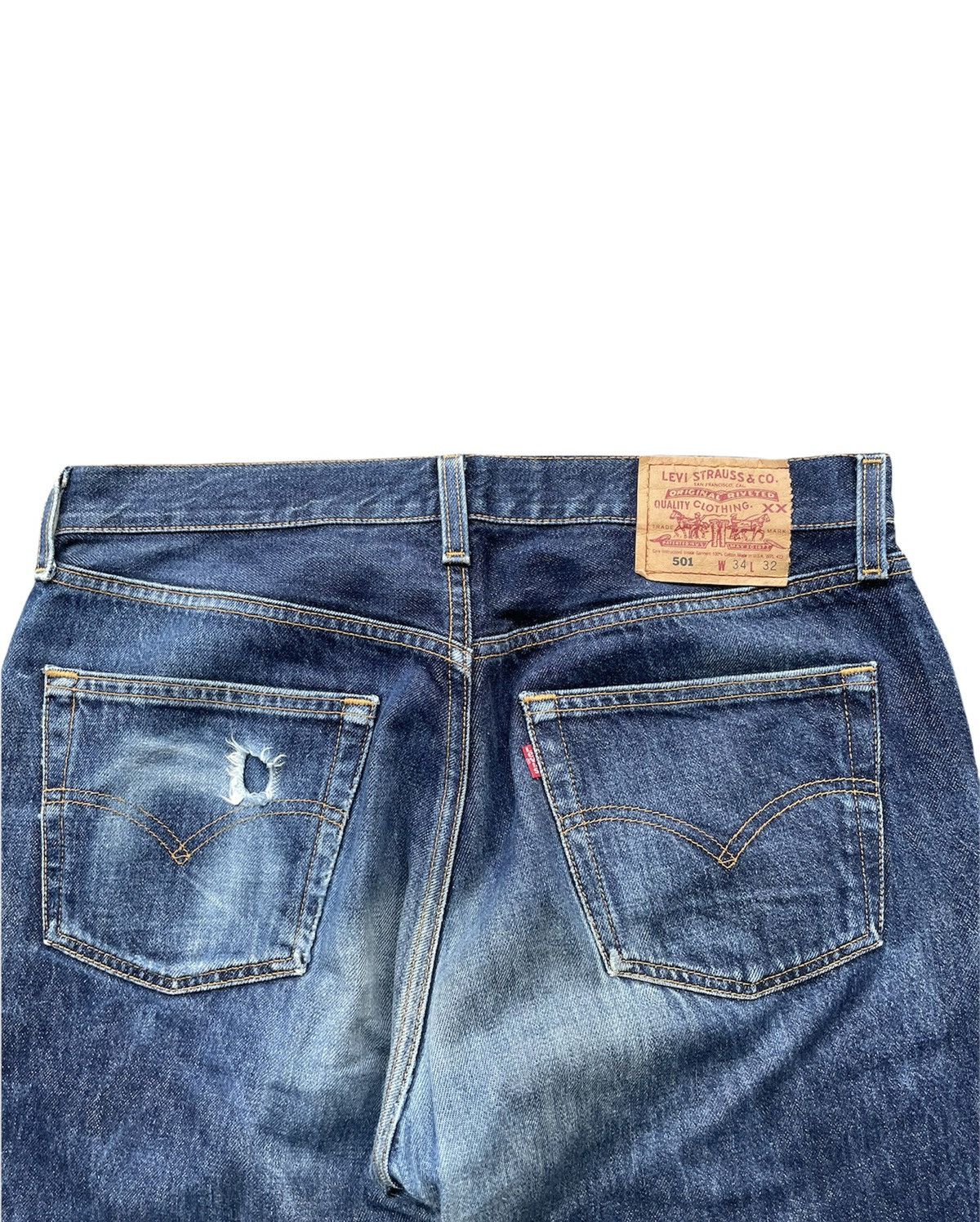 Le Grande Bleu (L.G.B.) Vintage Levi’s 501 1998 Usa Aging Faded Wash Denim Size US 34 / EU 50 - 9 Thumbnail