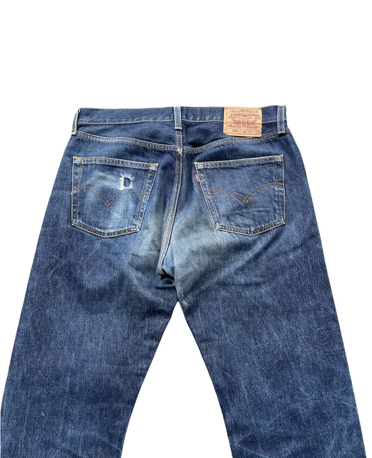 Le Grande Bleu (L.G.B.) Vintage Levi’s 501 1998 Usa Aging Faded Wash Denim Size US 34 / EU 50 - 7 Thumbnail