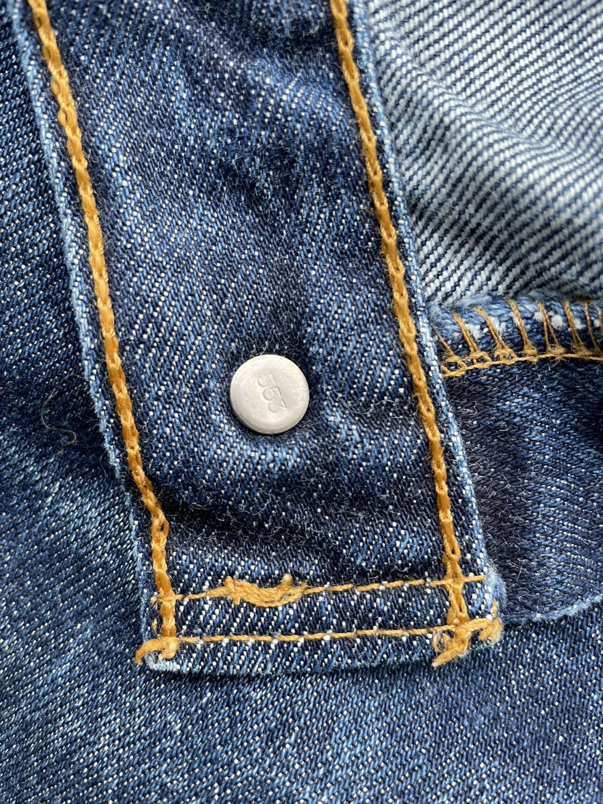 Le Grande Bleu (L.G.B.) Vintage Levi’s 501 1998 Usa Aging Faded Wash Denim Size US 34 / EU 50 - 15 Thumbnail