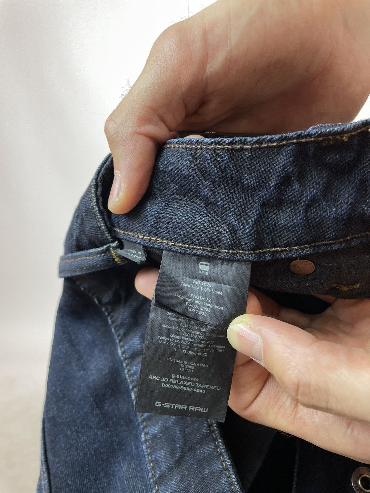 G-Star G-star RAW ARC 3D Relaxed Tapered Jeans 29x32 Size US 29 - 17 Thumbnail