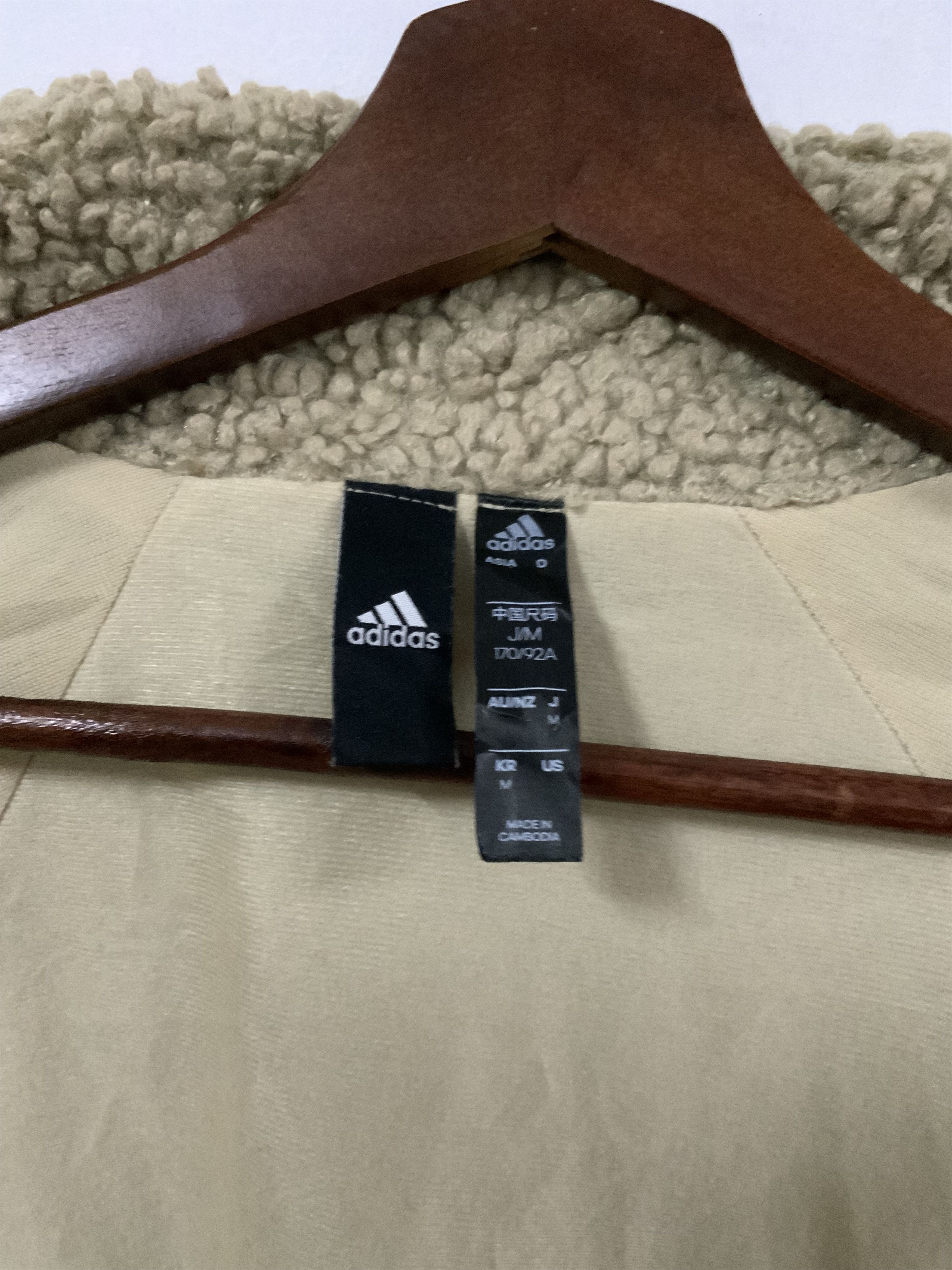 Adidas Adidas Fur Light Jacket Size US M / EU 48-50 / 2 - 12 Thumbnail