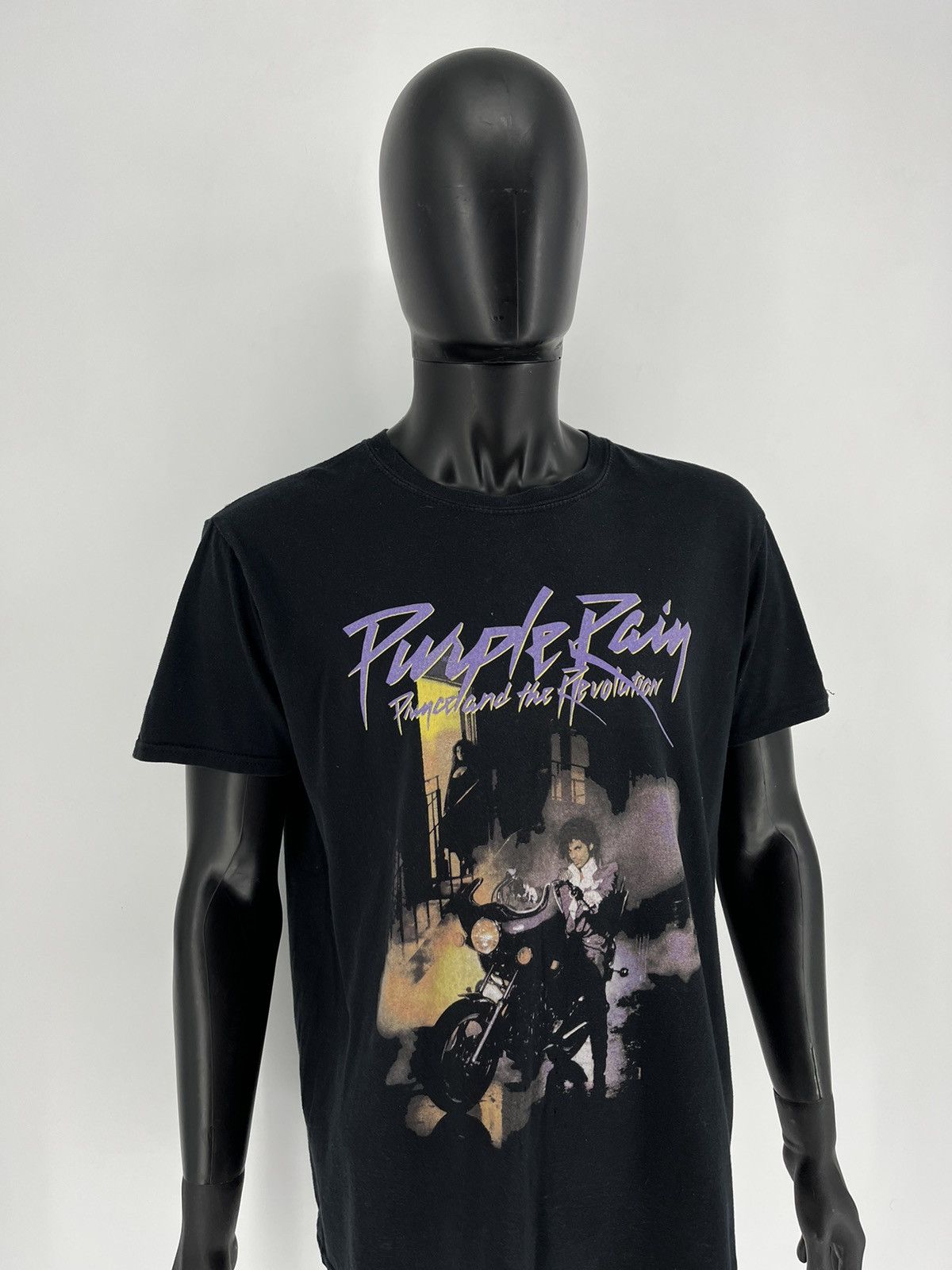 Band Tees Vintage Purple Pain Prince T-Shirt Rare Streetwear Band Tee Size US L / EU 52-54 / 3 - 4 Thumbnail