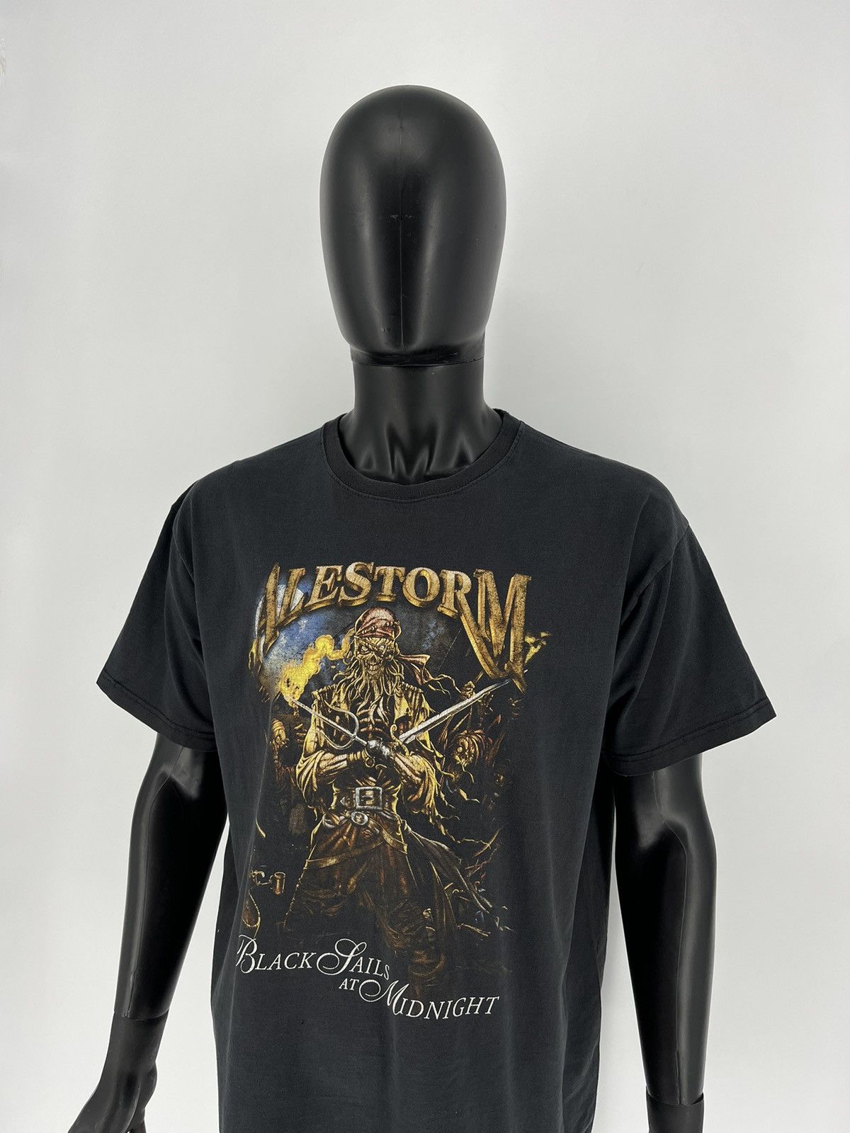 Band Tees × Vintage Vintage Alestorm Graphic Band Tee Metal Rock Punk Official Size US XL / EU 56 / 4 - 4 Thumbnail