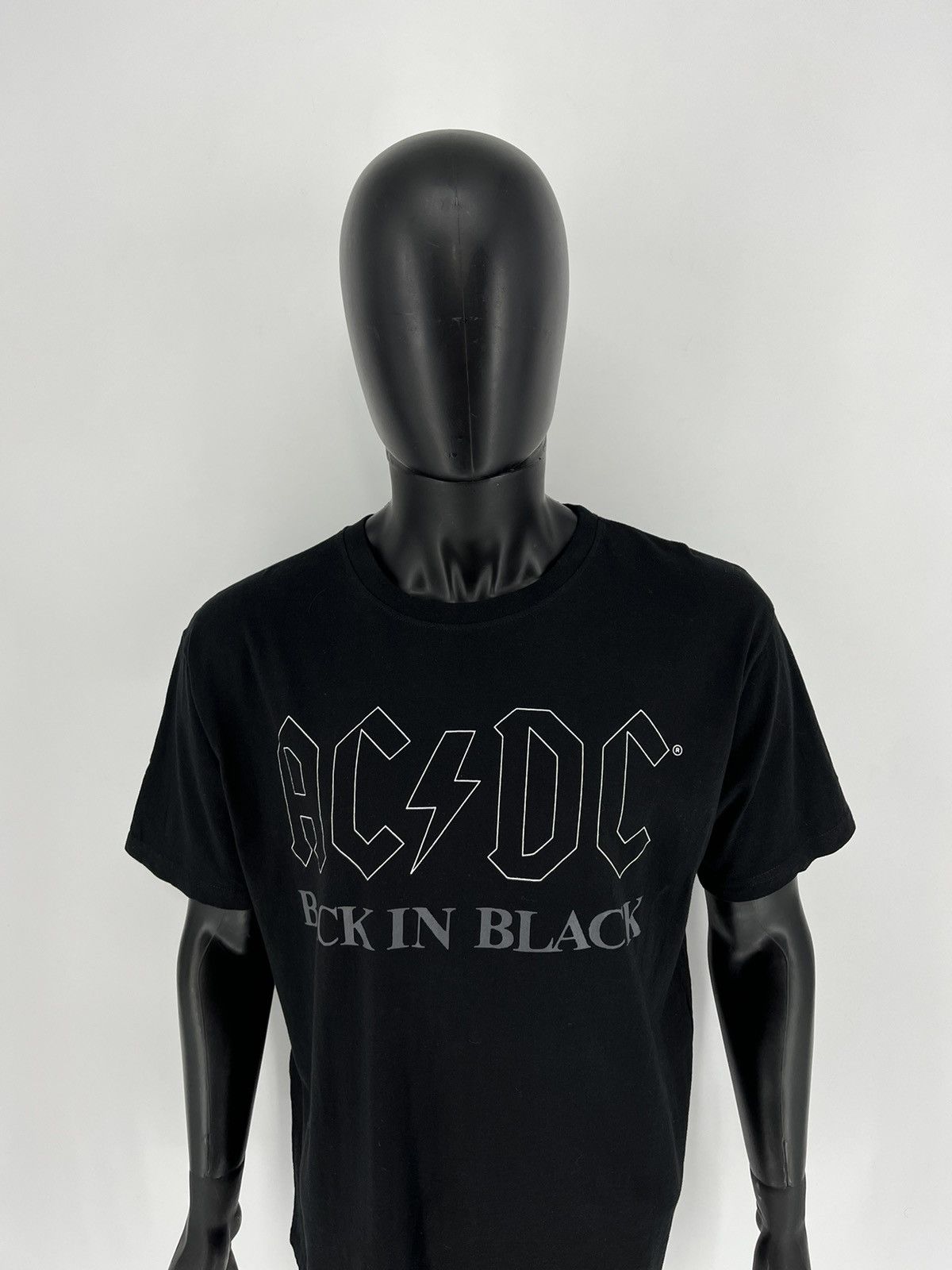 AC/DC × Band Tees × Vintage Vintage Y2K ACDC "Back in Black" T-Shirt Rock Band Size XL Size US XL / EU 56 / 4 - 5 Thumbnail