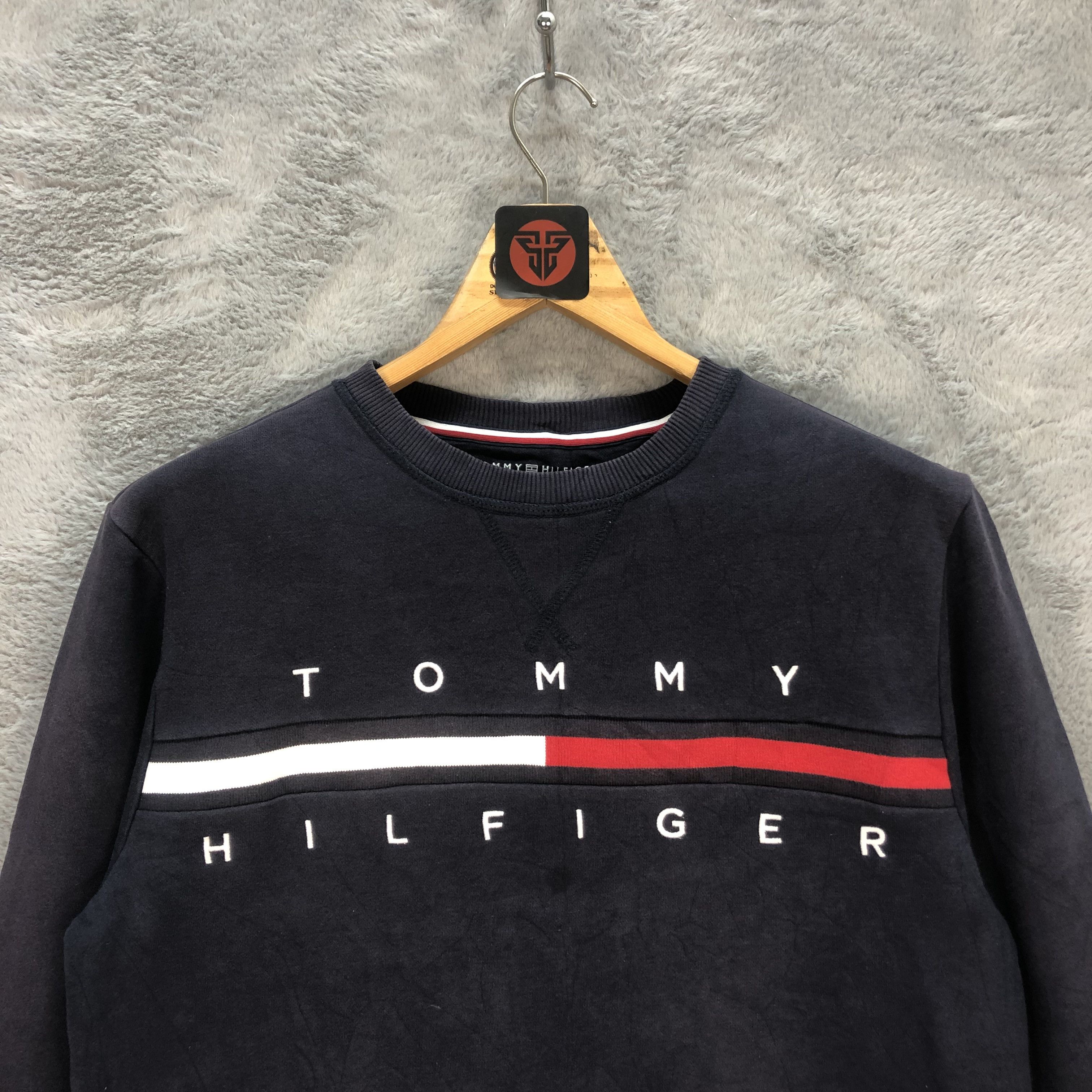 Tommy Hilfiger Tommy Hilfiger Big Logo Sweatshirts #6301-59 Size US M / EU 48-50 / 2 - 2 Thumbnail