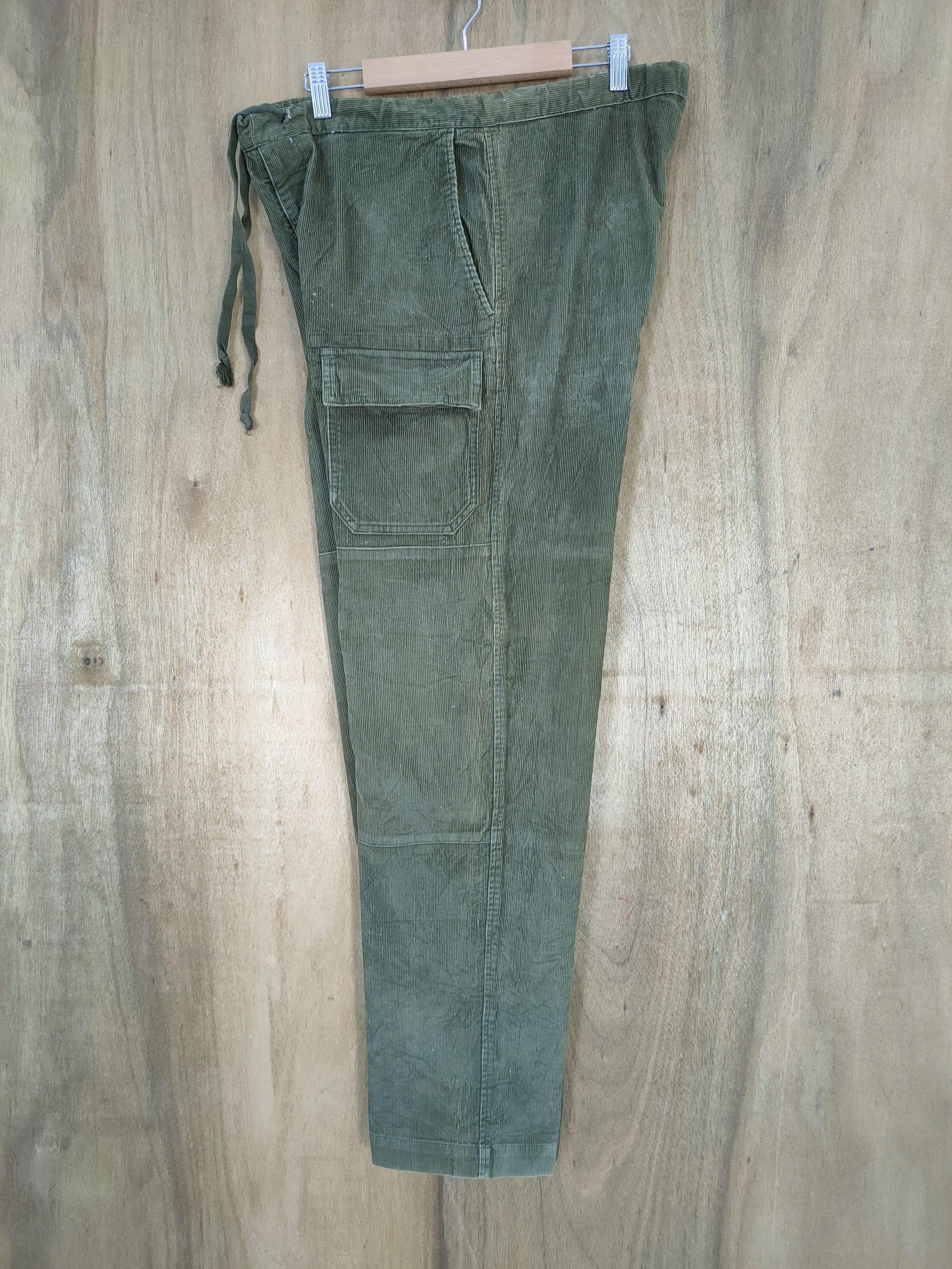 Structure STRUCTURE PANTS GREEN CORDUROY CARGO PANTS Size US 34 / EU 50 - 14 Thumbnail