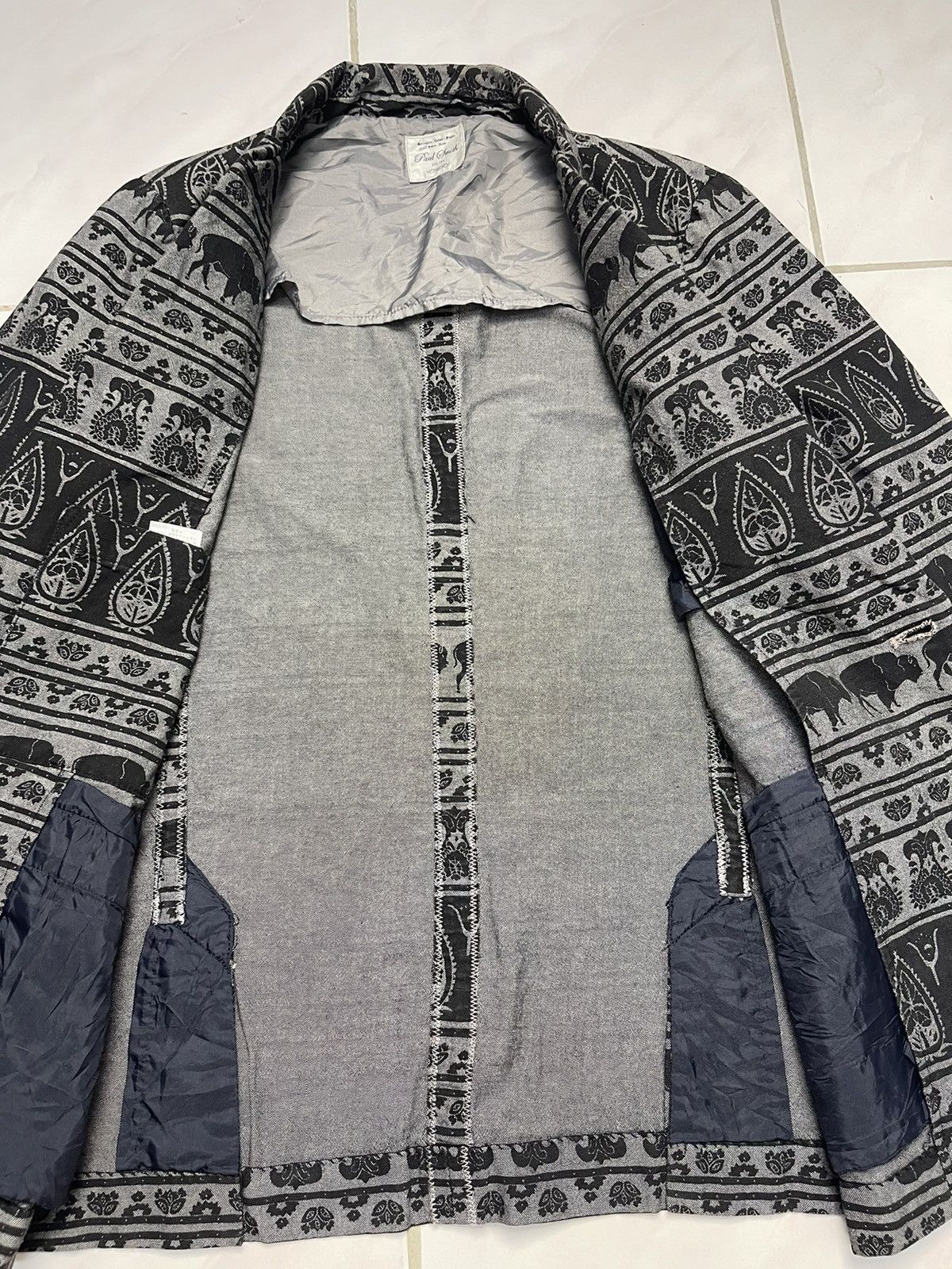 Paul Smith Vintage Paul Smith Red Ear Full Print Motive Jacket Size US S / EU 44-46 / 1 - 5 Thumbnail