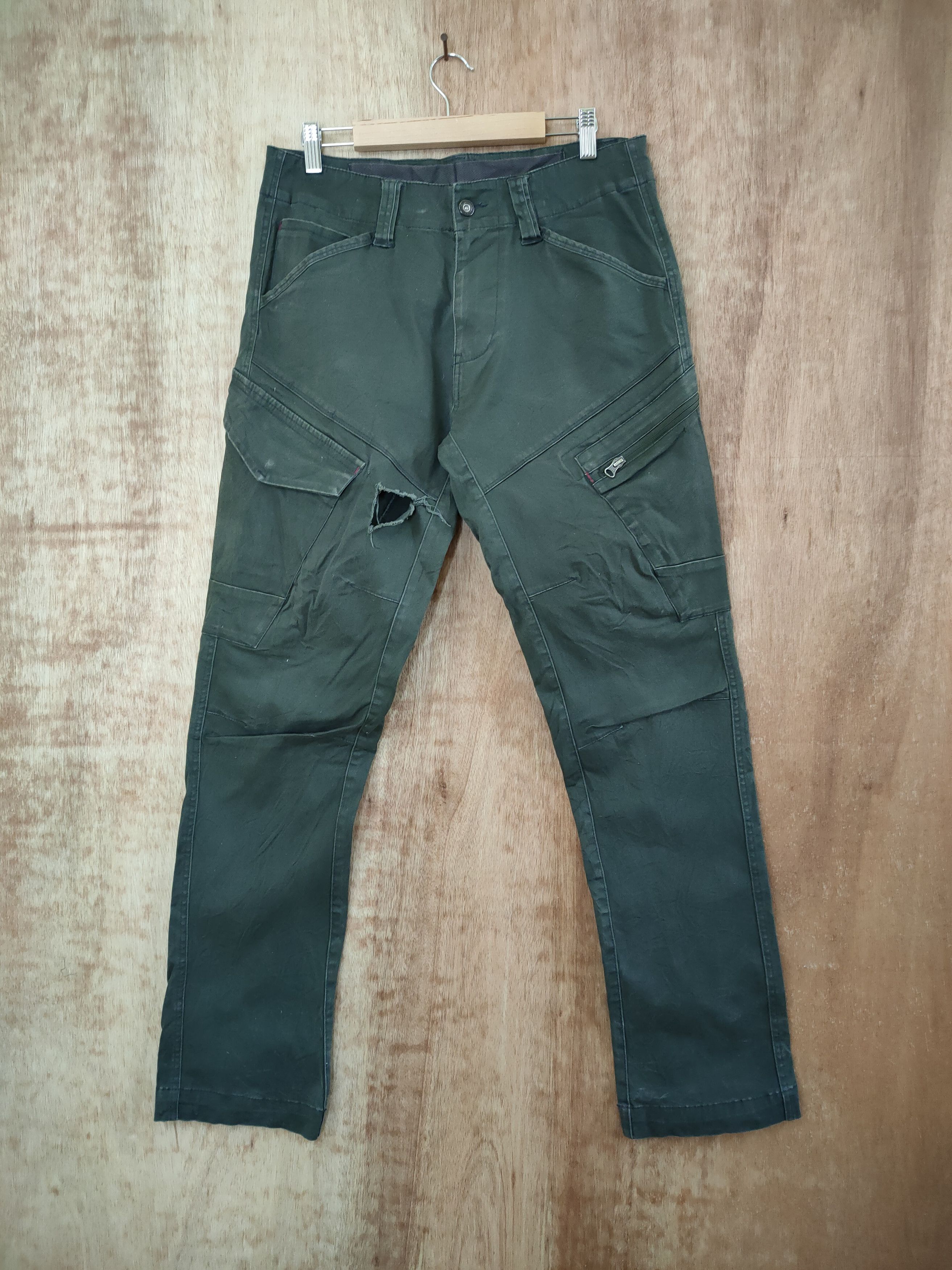 image of Genba Xbec Vintage Cargo Pants/ Damage Knee in Green, Men's (Size 30)