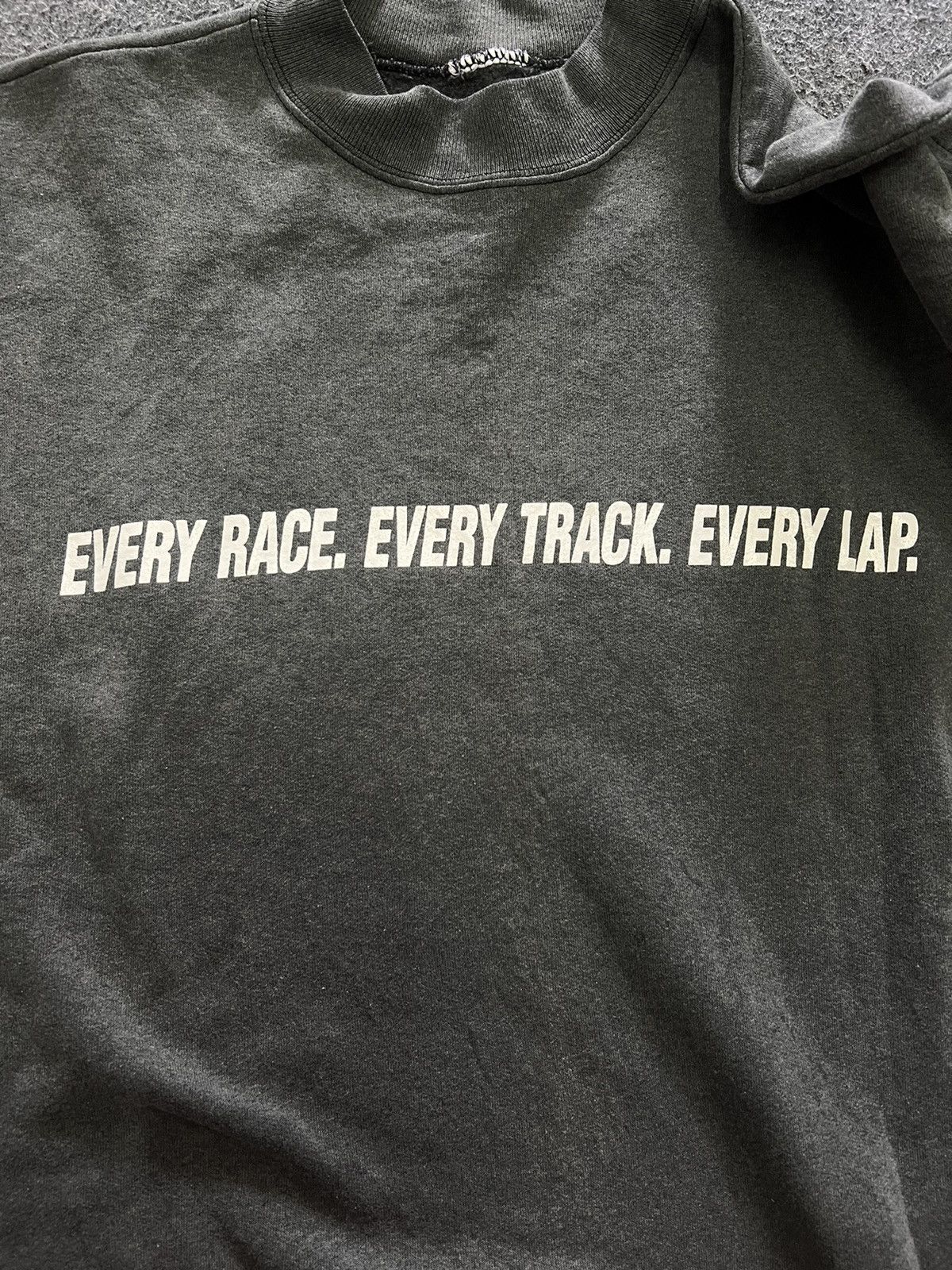 Vintage Vintage Grey Faded SIMPSOM Racing Team Sweetshirt Size US XL / EU 56 / 4 - 4 Thumbnail