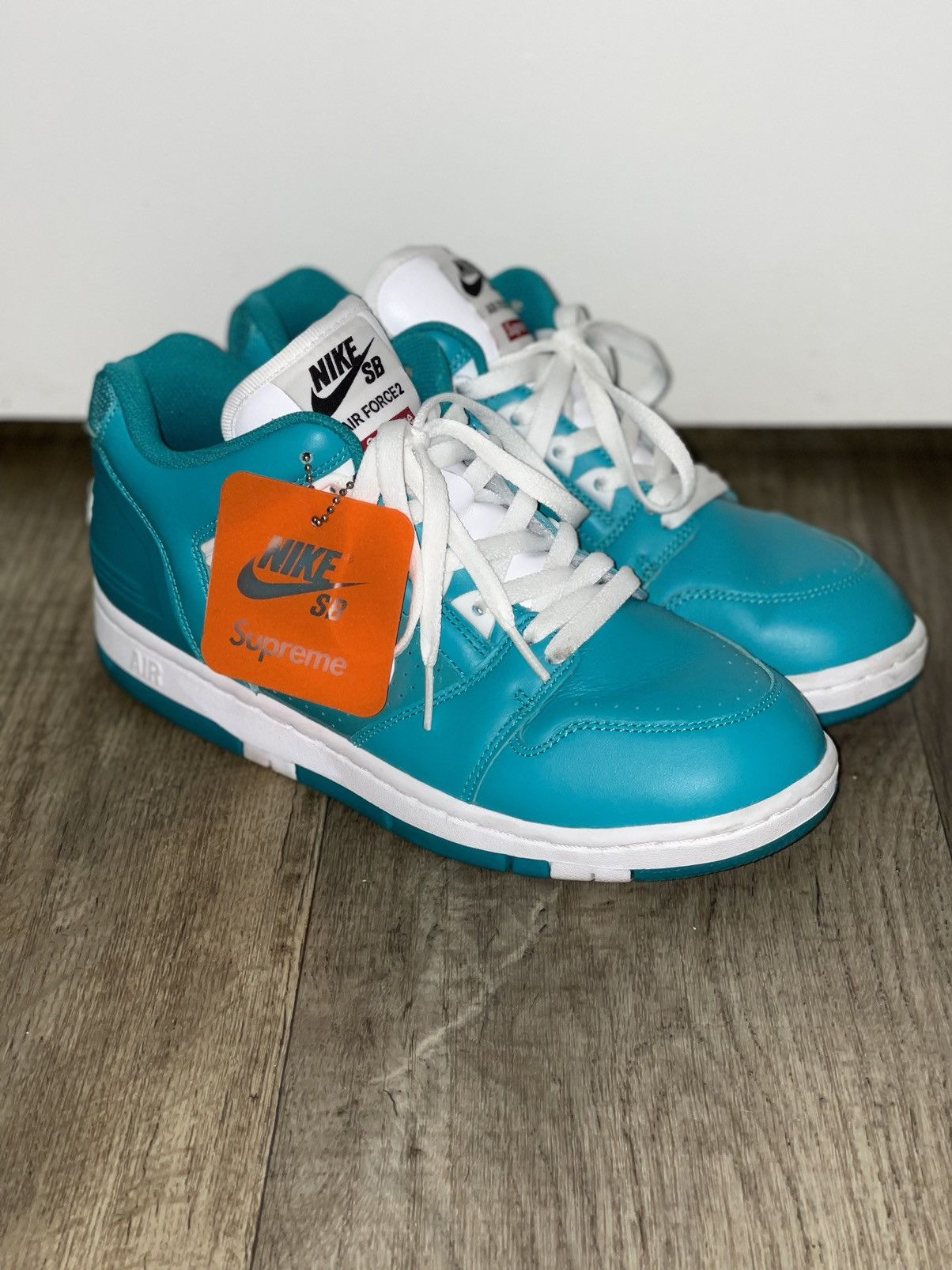 supreme nike sb air force 2