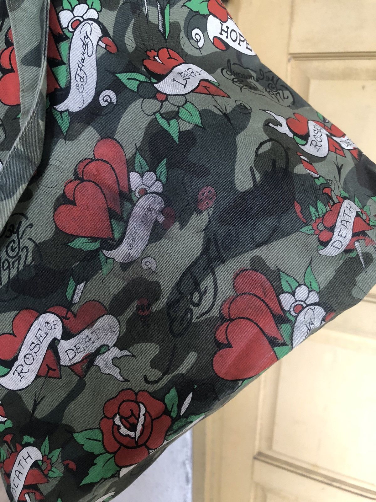 Ed Hardy Rare❗️Ed Hardey Full Printed Tote Bag Size ONE SIZE - 20 Thumbnail