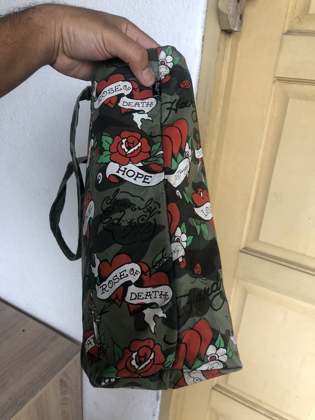 Ed Hardy Rare❗️Ed Hardey Full Printed Tote Bag Size ONE SIZE - 16 Thumbnail