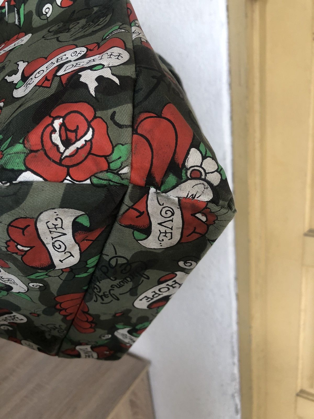 Ed Hardy Rare❗️Ed Hardey Full Printed Tote Bag Size ONE SIZE - 19 Thumbnail