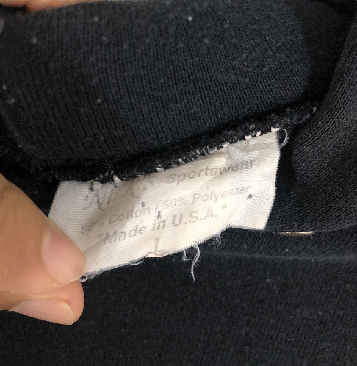 Vintage Vintage H.M.S Sweatshirt Size US L / EU 52-54 / 3 - 9 Thumbnail