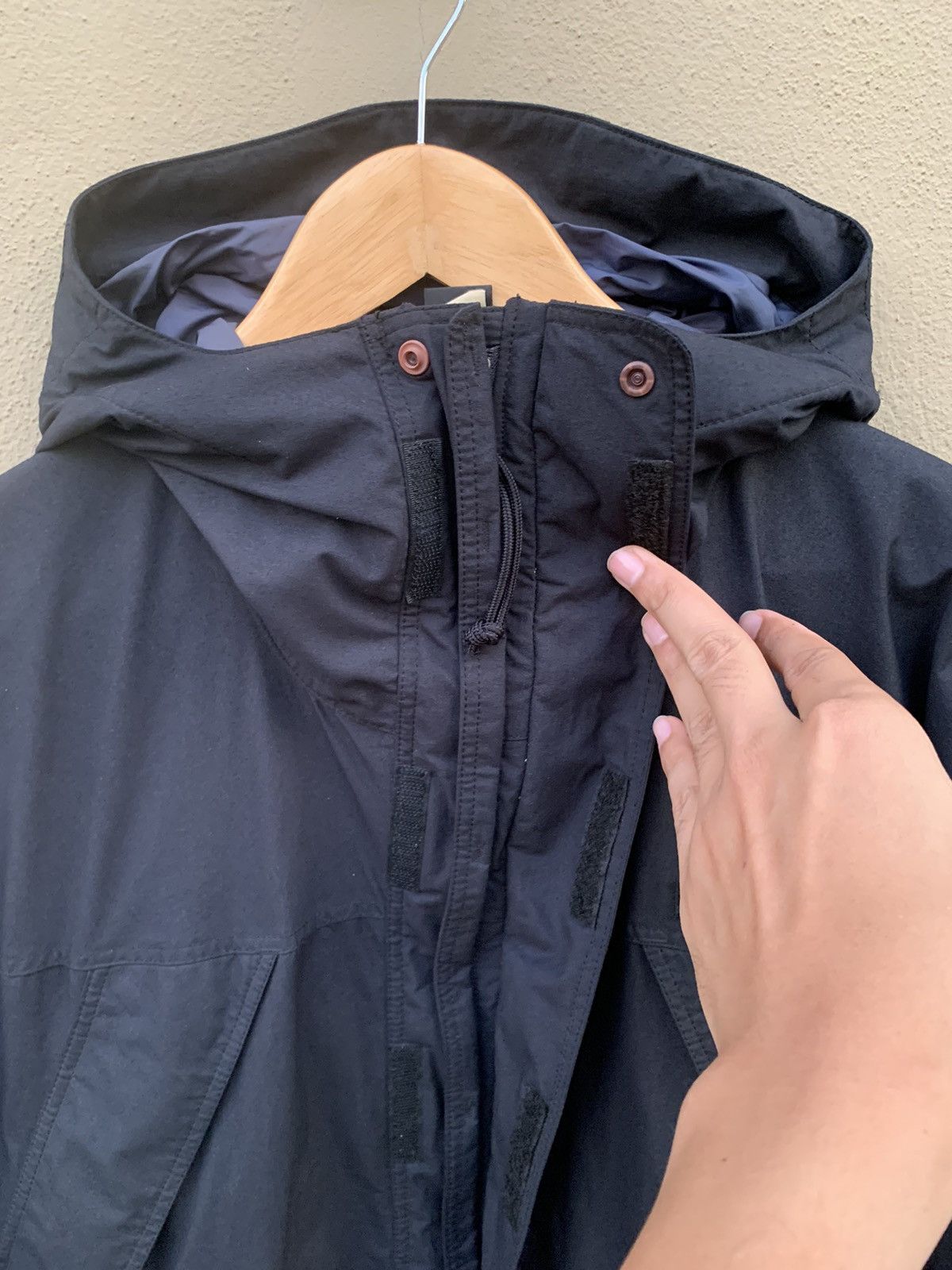 Patagonia Patagonia hoodie windbreaker Jacket hiking Size US L / EU 52-54 / 3 - 3 Thumbnail