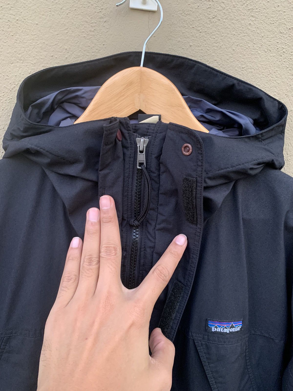 Patagonia Patagonia hoodie windbreaker Jacket hiking Size US L / EU 52-54 / 3 - 5 Thumbnail