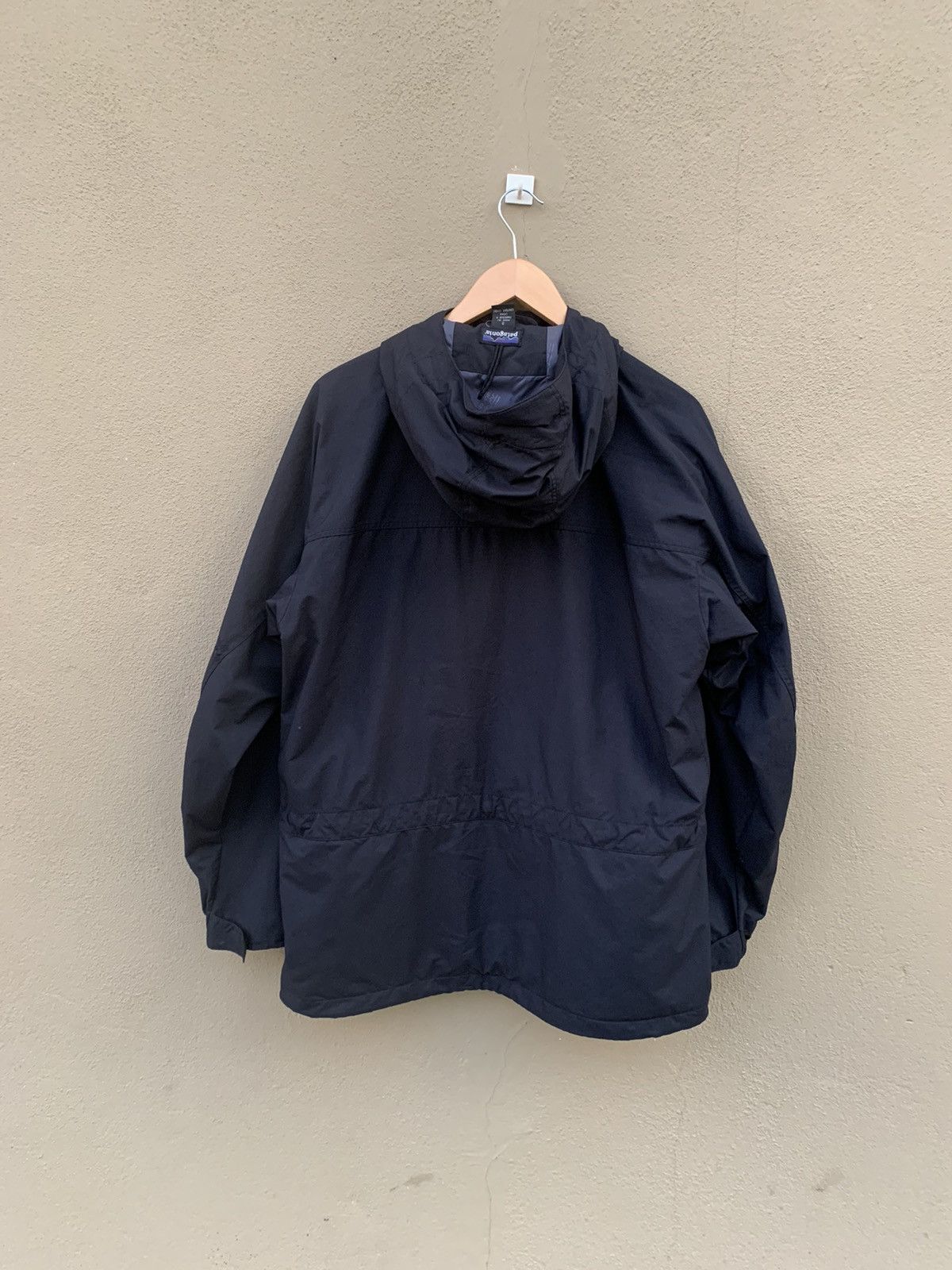 Patagonia Patagonia hoodie windbreaker Jacket hiking Size US L / EU 52-54 / 3 - 6 Thumbnail