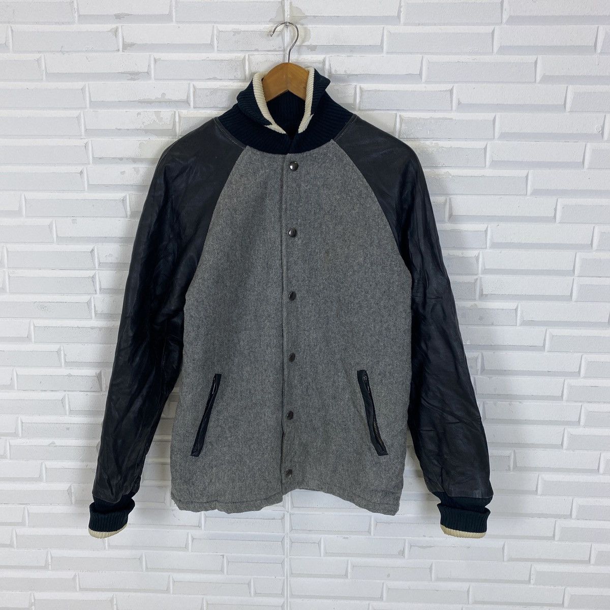 Genuine Leather 🔥LAST PRICE🔥 Japanese Turtleneck Wool Leather Varsity Size US S / EU 44-46 / 1 - 3 Thumbnail