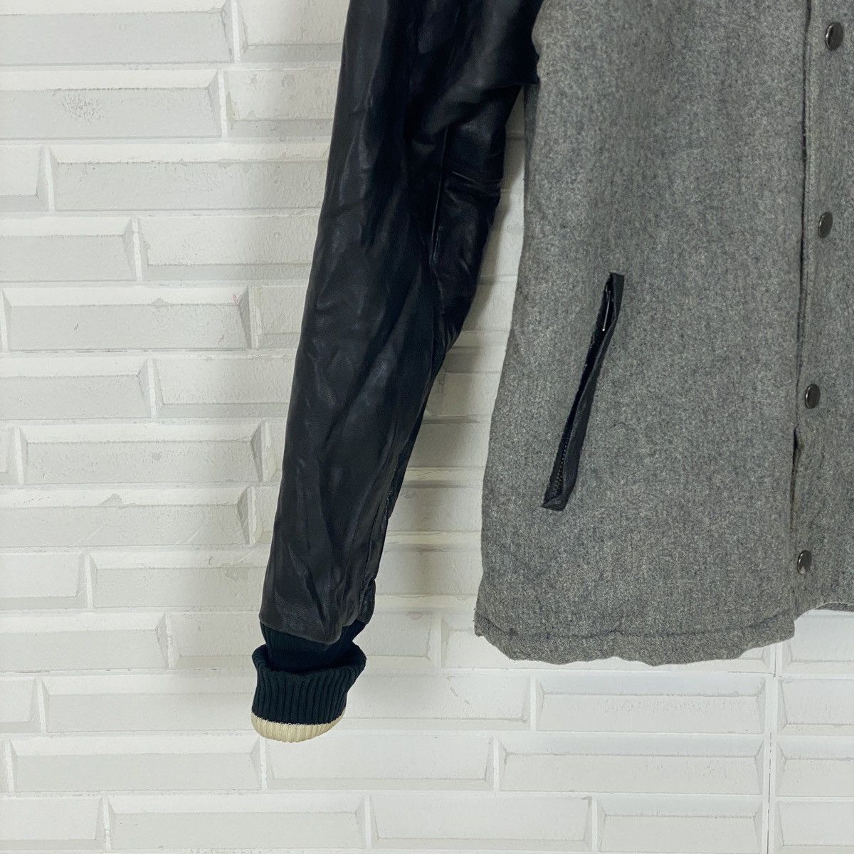 Genuine Leather 🔥LAST PRICE🔥 Japanese Turtleneck Wool Leather Varsity Size US S / EU 44-46 / 1 - 4 Thumbnail