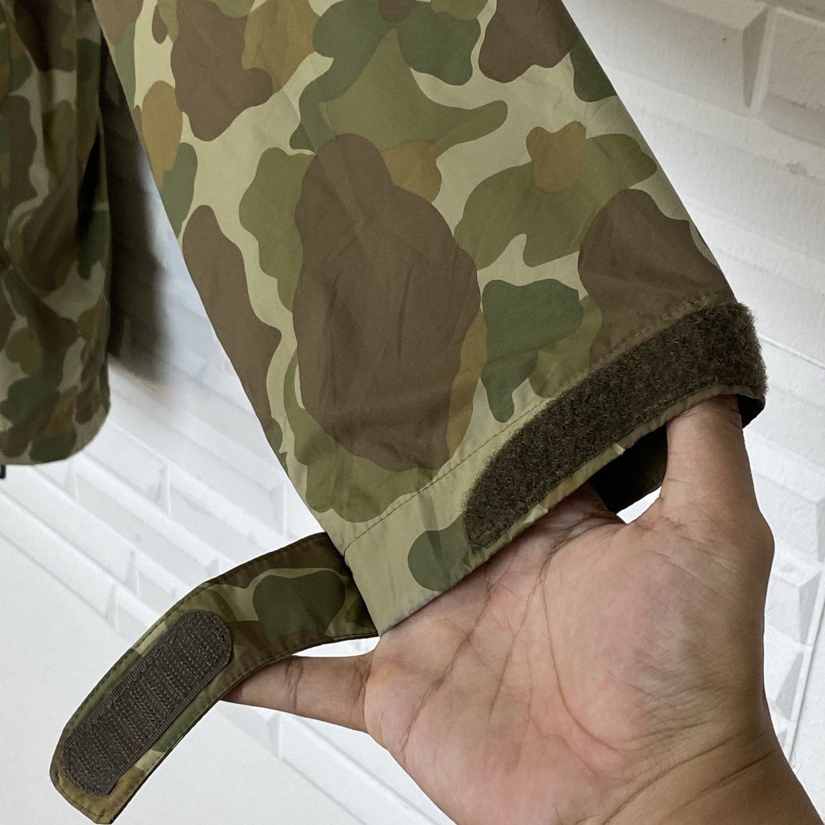 The North Face The North Face Camouflage Windbreaker Size US L / EU 52-54 / 3 - 15 Thumbnail