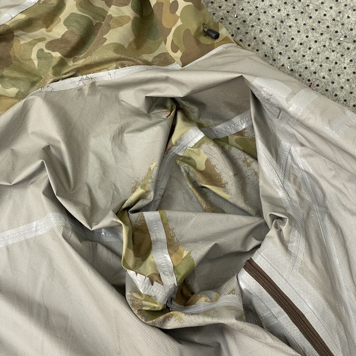 The North Face The North Face Camouflage Windbreaker Size US L / EU 52-54 / 3 - 24 Thumbnail