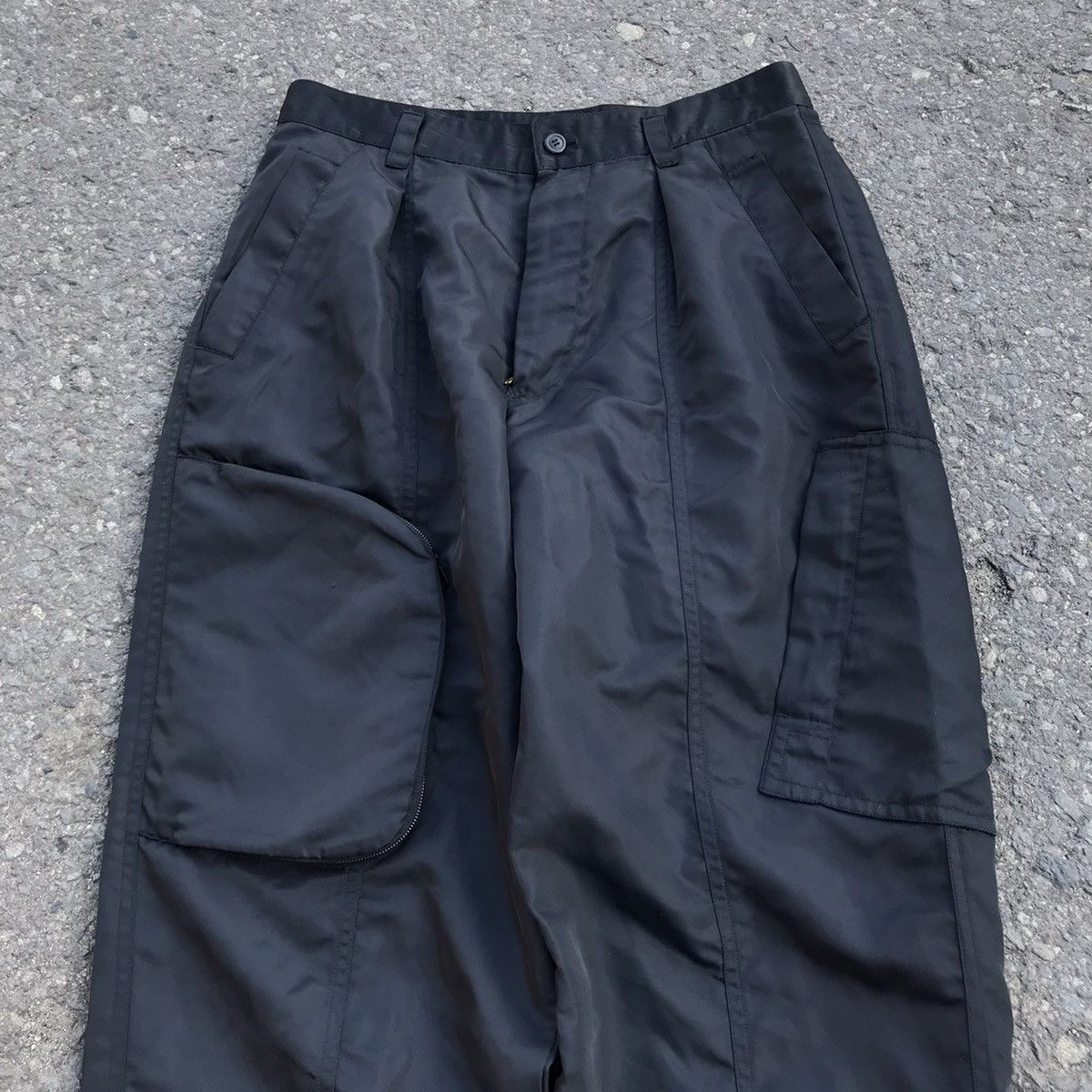 Issey Miyake ISSEY MIYAKE MEN MULTIPOCKET Y2K NYLON PANTS Size US 30 / EU 46 - 6 Thumbnail
