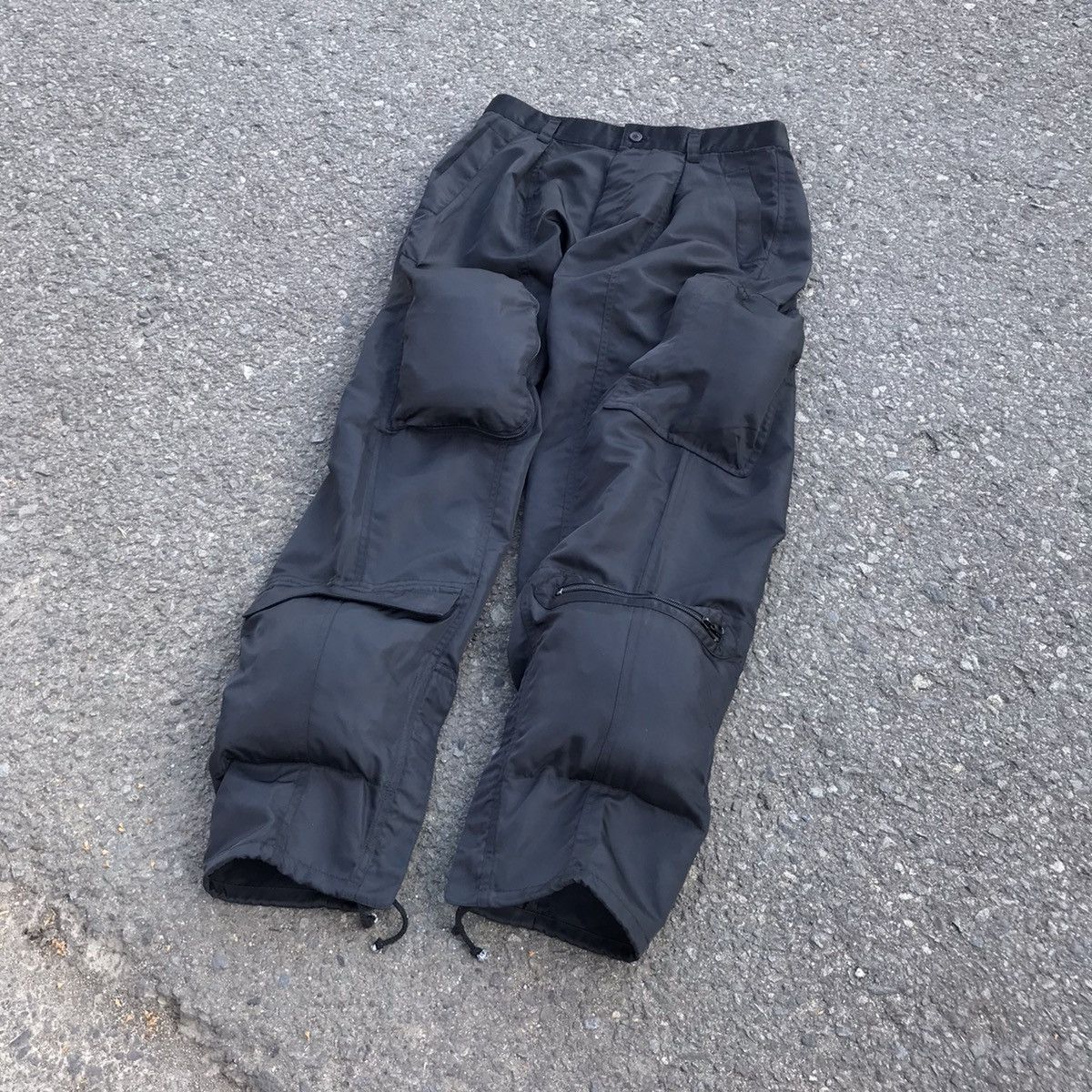 ISSEY MIYAKE MEN MULTIPOCKET Y2K NYLON PANTS