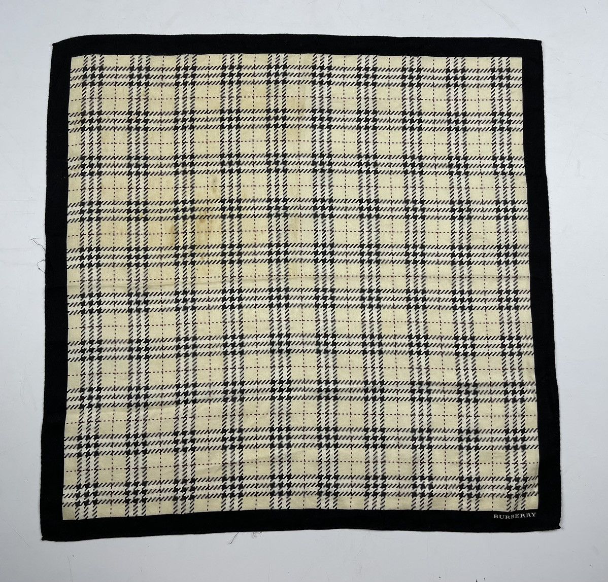 Burberry burberry bandana handkerchief neckerchief scarf HC0636 Size ONE SIZE - 2 Thumbnail