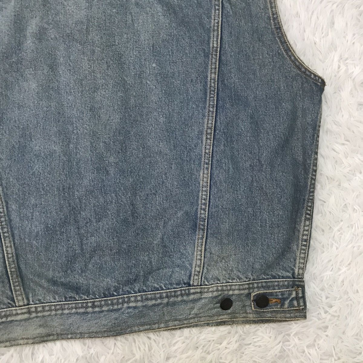Edwin Gold rush Edwin sleeveless Size US L / EU 52-54 / 3 - 16 Thumbnail