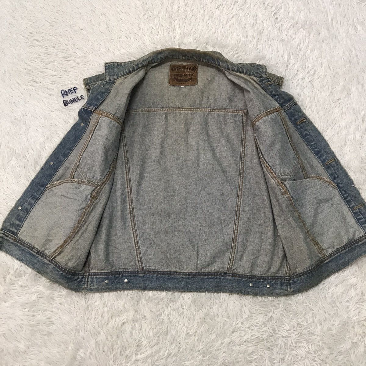 Edwin Gold rush Edwin sleeveless Size US L / EU 52-54 / 3 - 5 Thumbnail